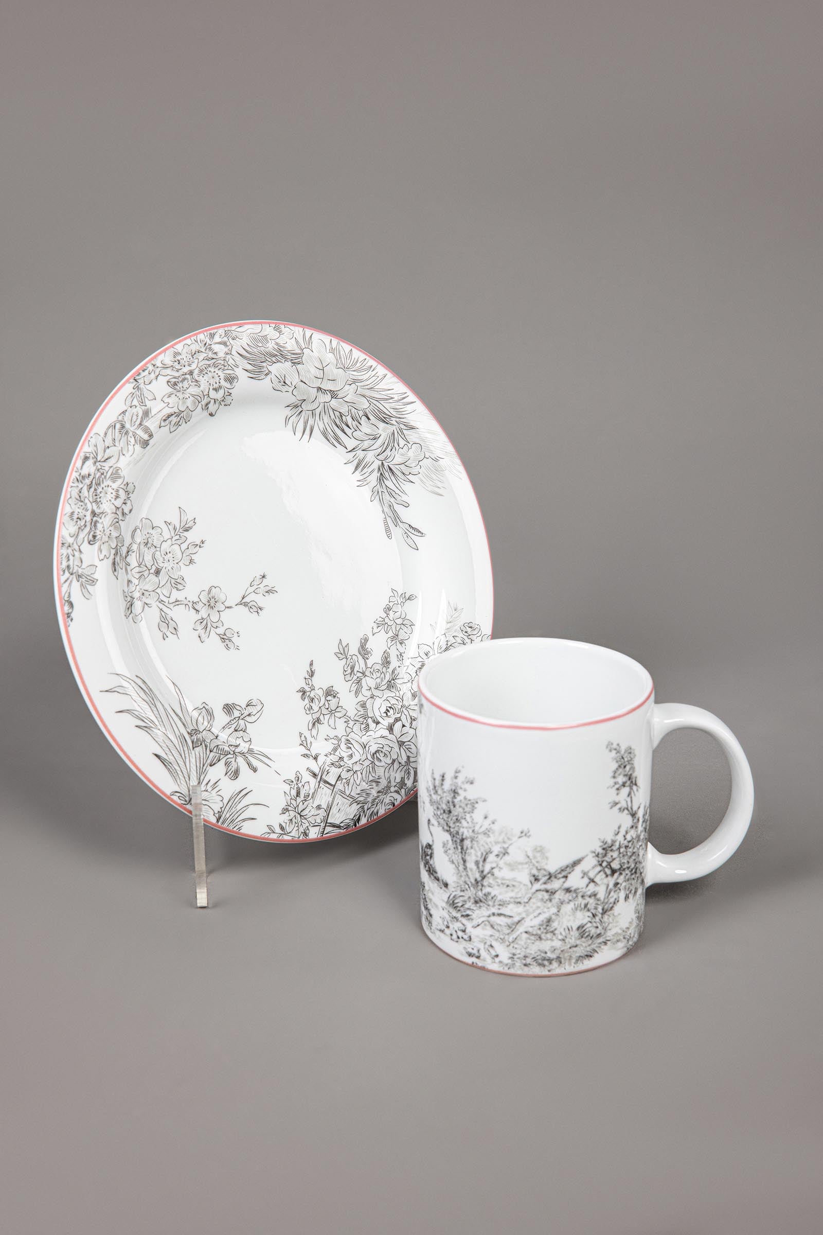 Luna Mug Main image