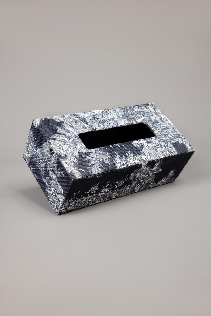 Carbon Edge Tissue Box