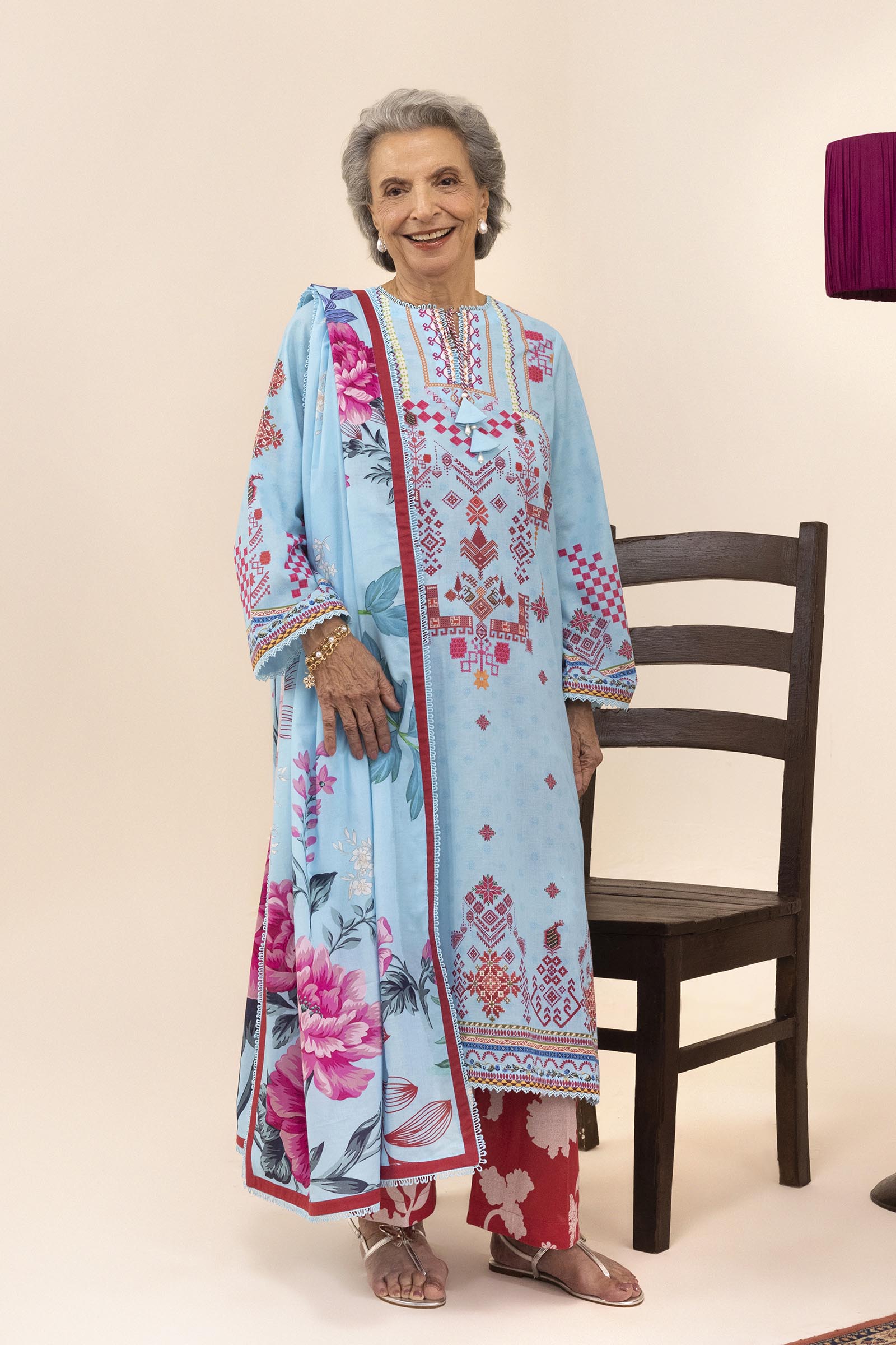 Sana Safinaz Unstitched 3 Piece Lawn Suit, view 1