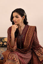 Unstitched 3 Piece Lawn Suit