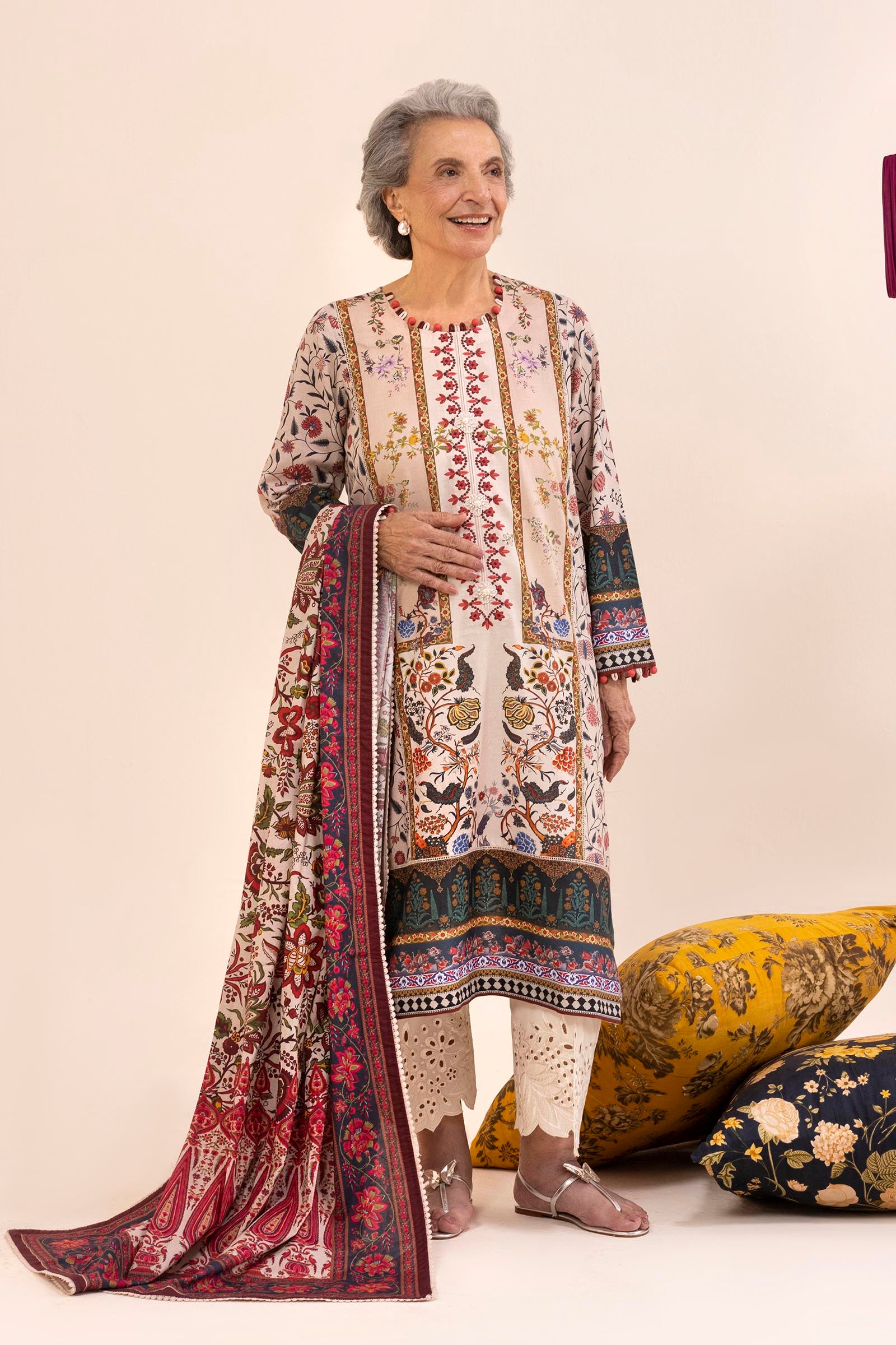 Sana Safinaz Unstitched 3 Piece Lawn Suit, view 1