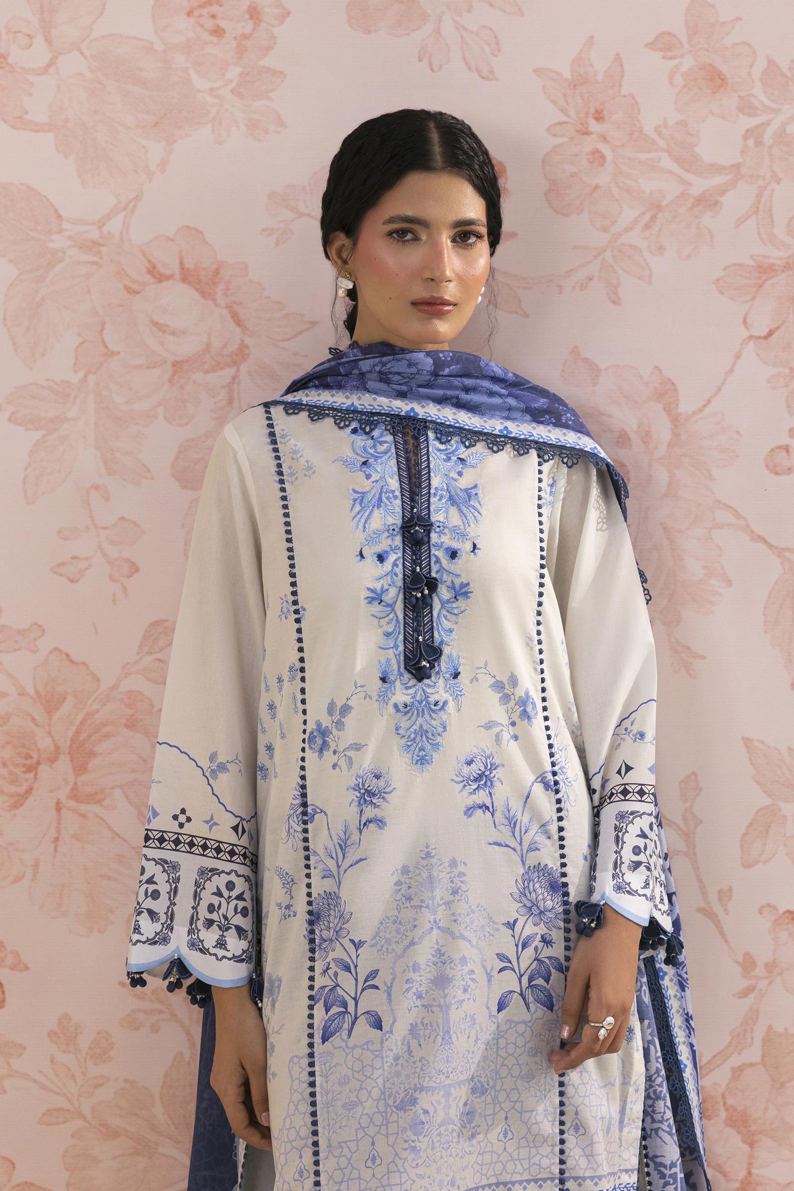 Unstitched Embroidered 3 Piece Lawn Suit Secondary image