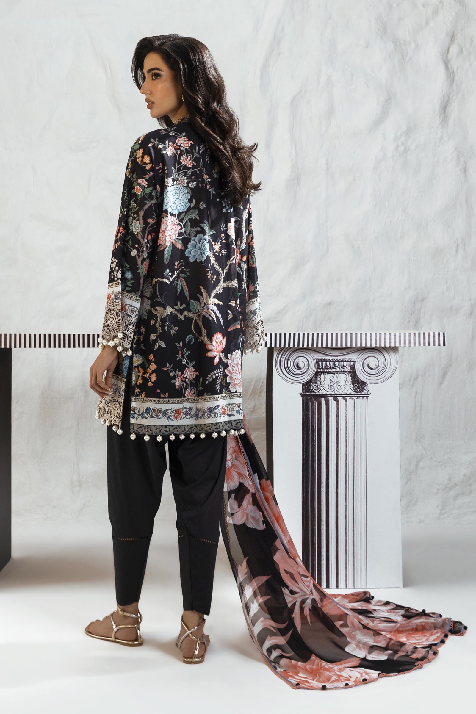 Unstitched 3 Piece Lawn Suit