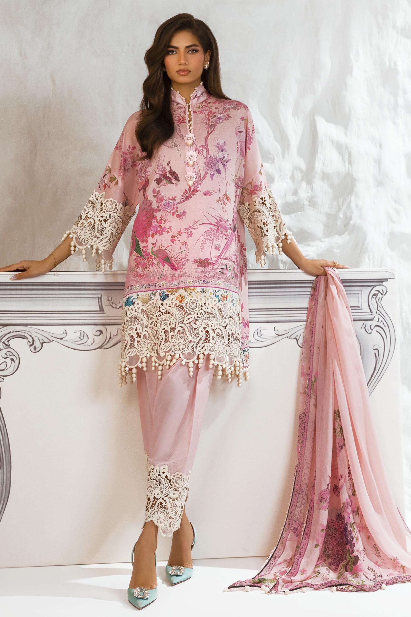 Unstitched 3 Piece Lawn Suit Main image