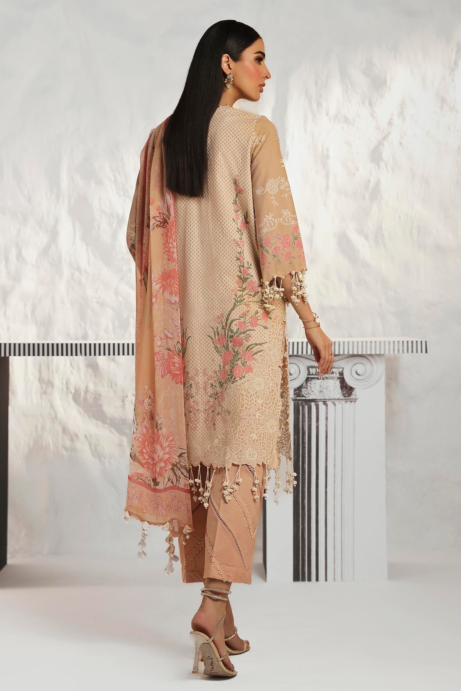 Unstitched 3 Piece Lawn Suit