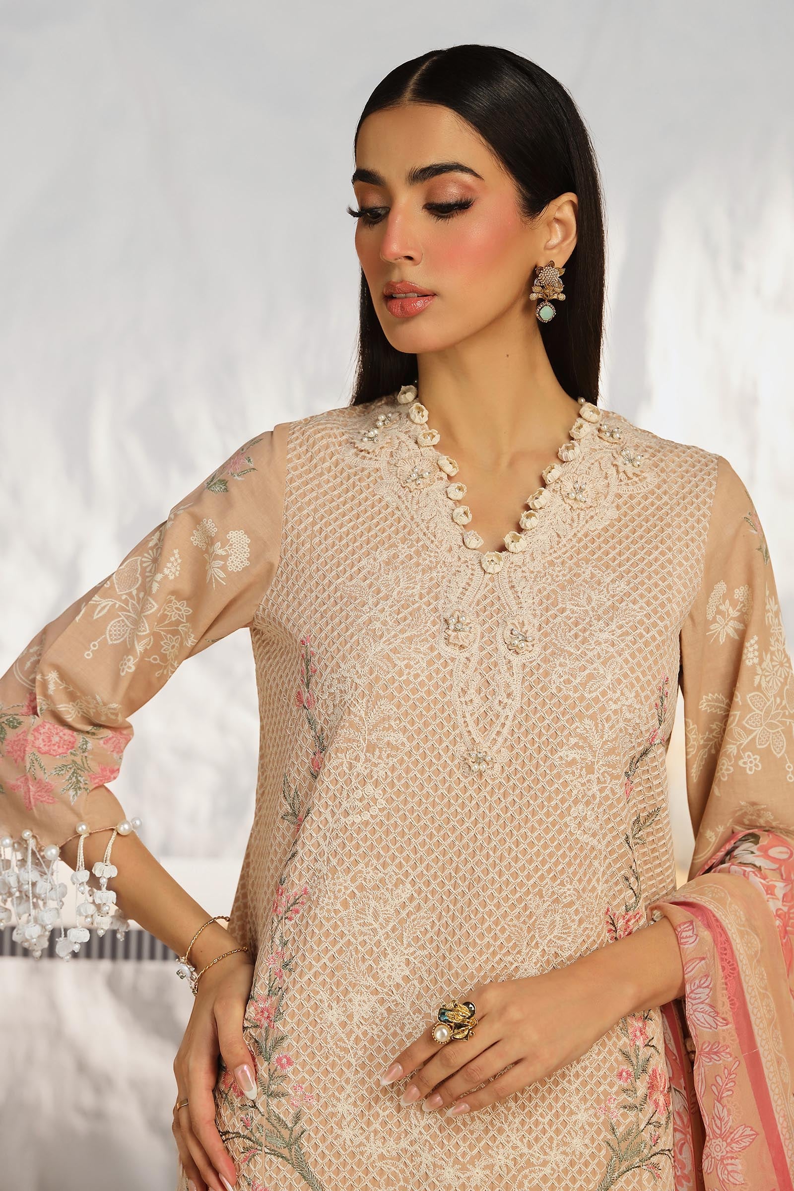 Unstitched 3 Piece Lawn Suit