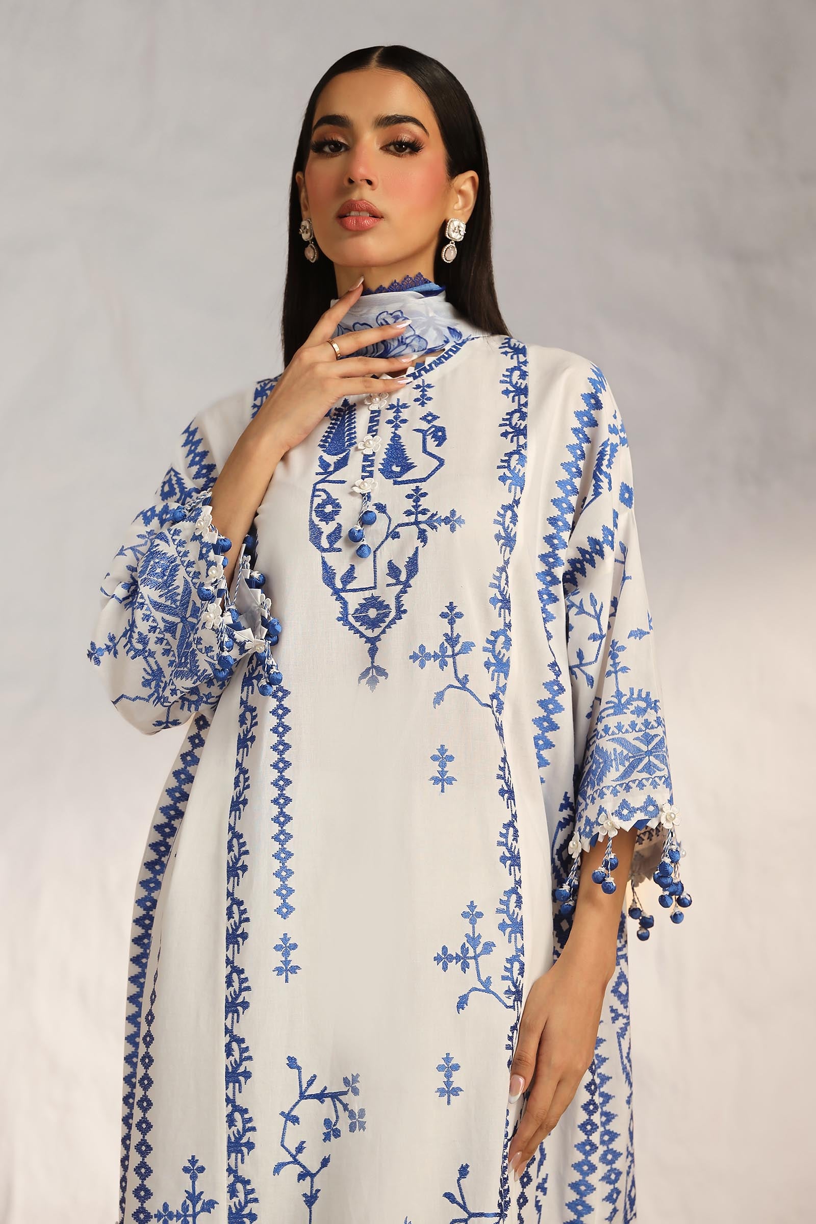 Unstitched 3 Piece Lawn Suit