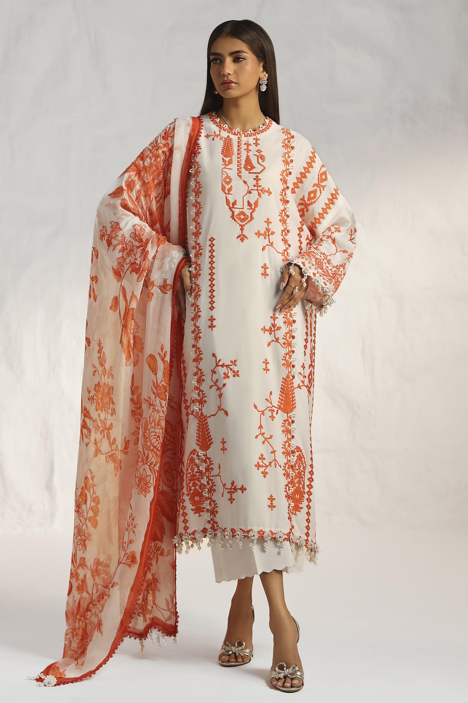 Unstitched 3 Piece Lawn Suit Main image