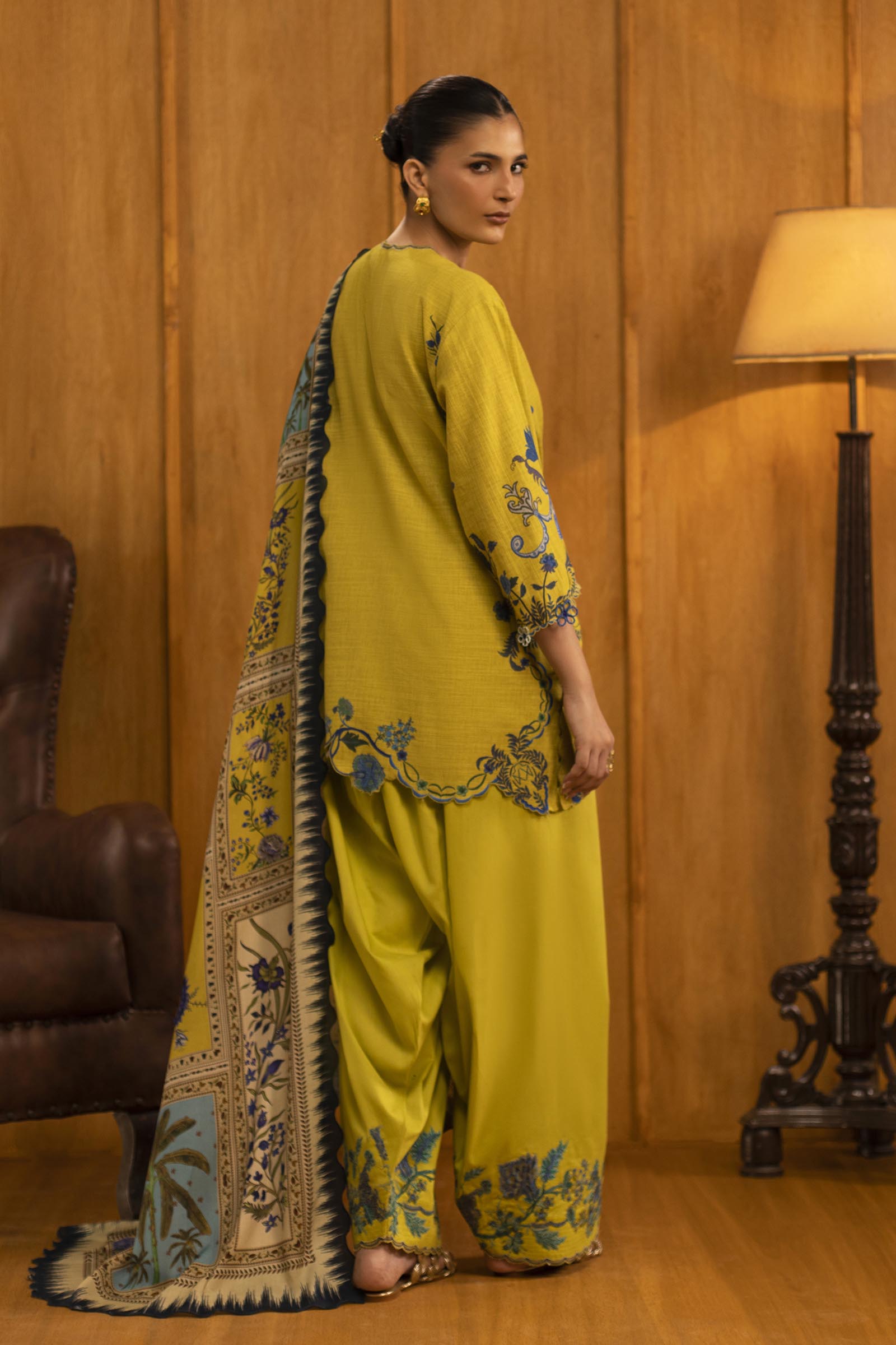 Unstitched Slub Muzlin 3 Piece Suit