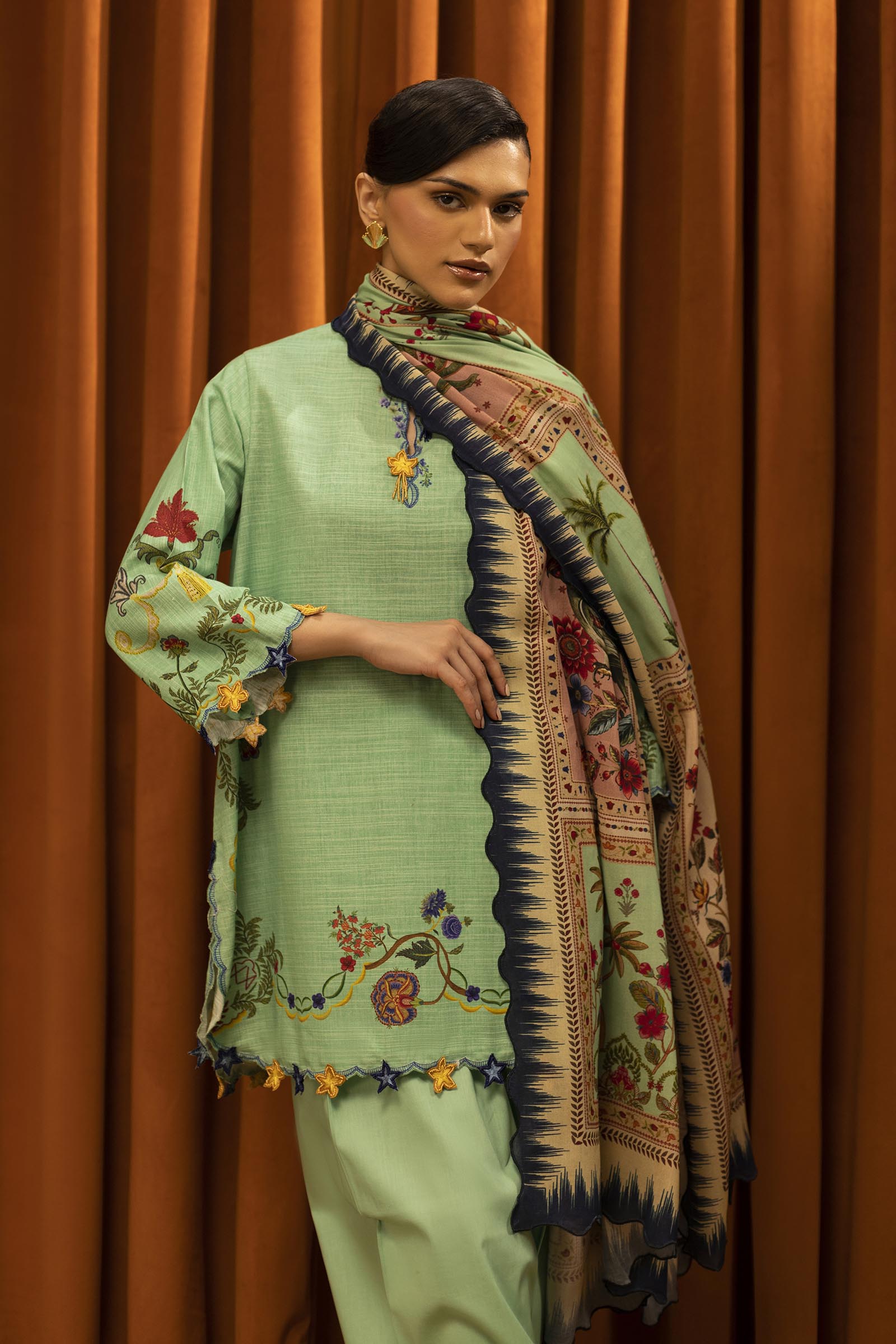 Unstitched Slub Muzlin 3 Piece Suit Secondary image