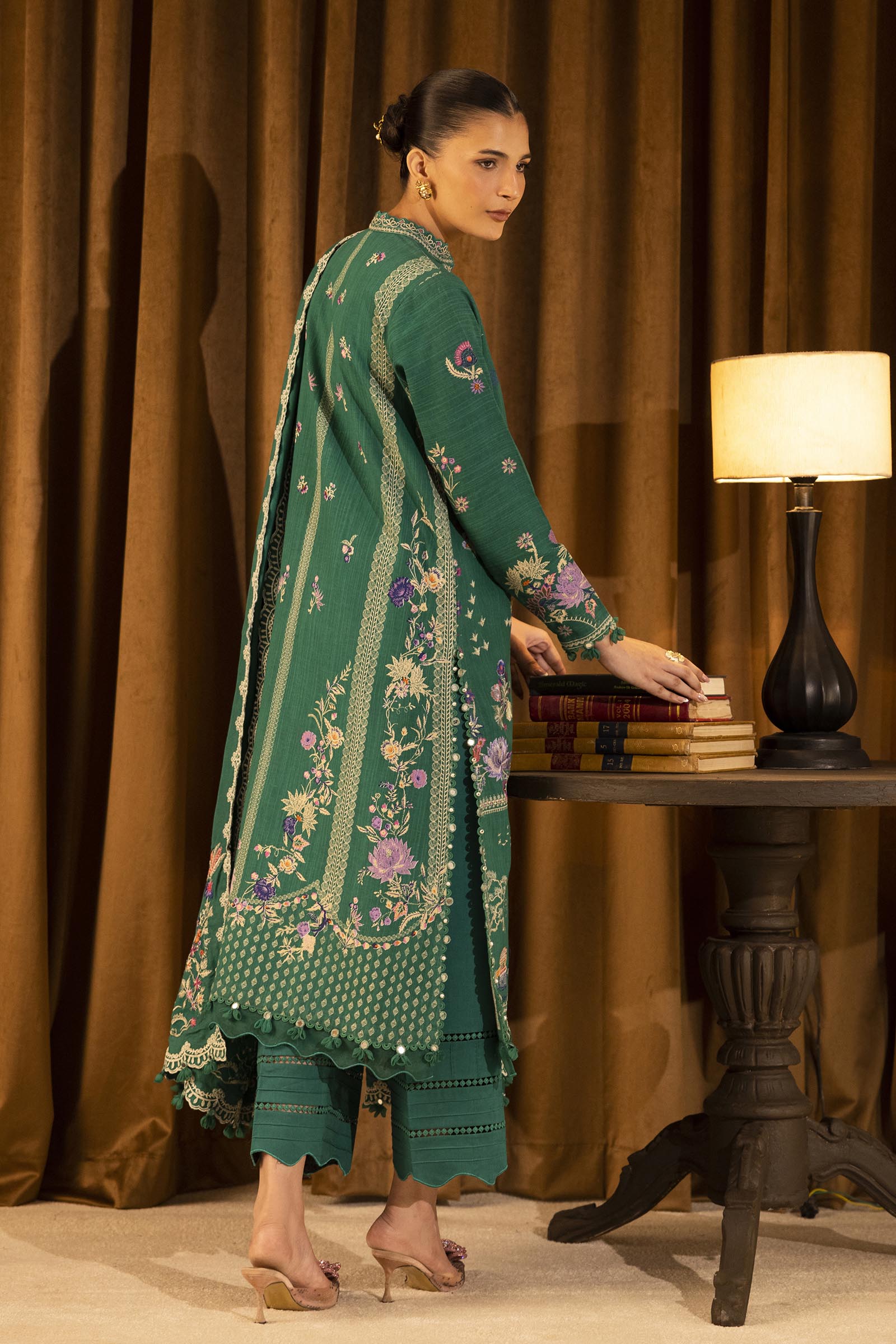 Unstitched Slub Muzlin 3 Piece Suit