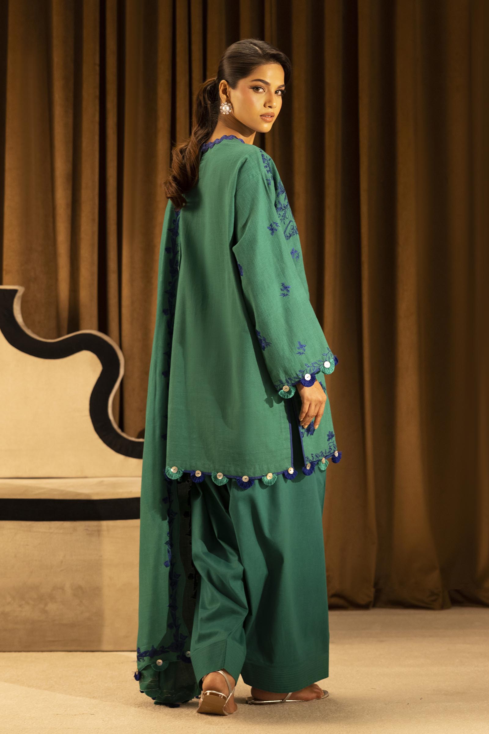 Unstitched Slub Muzlin 3 Piece Suit