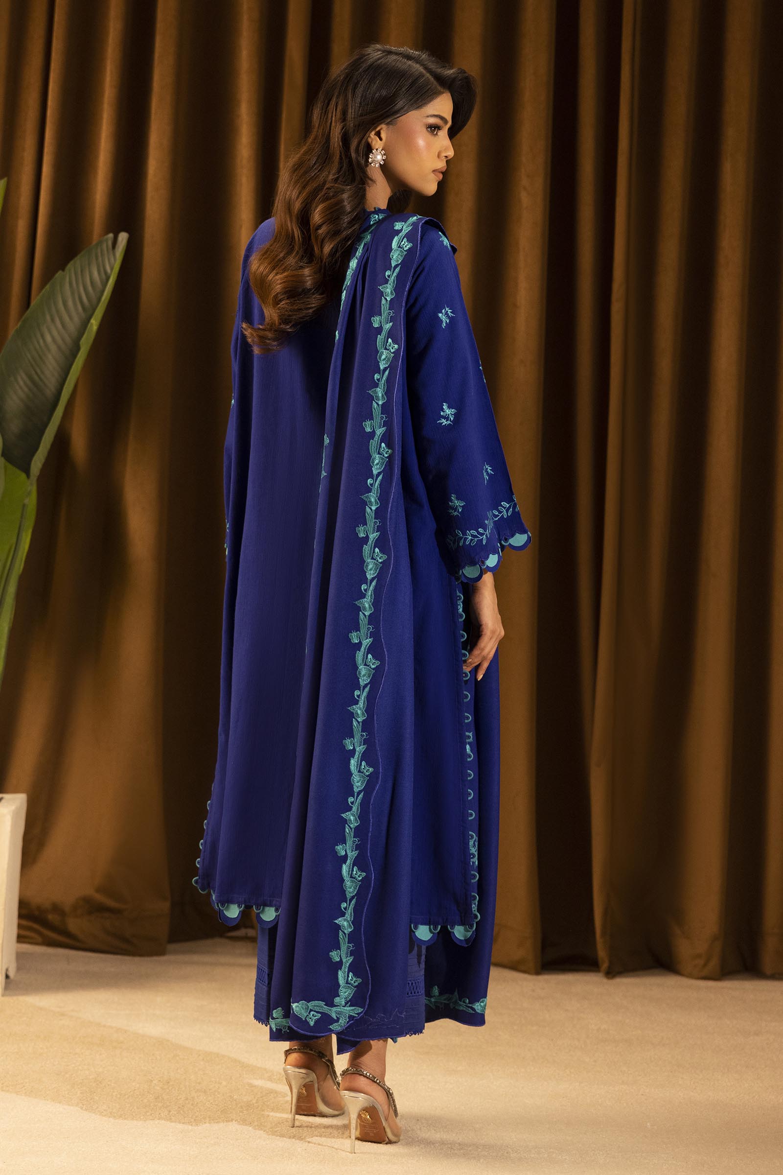 Unstitched Slub Muzlin 3 Piece Suit