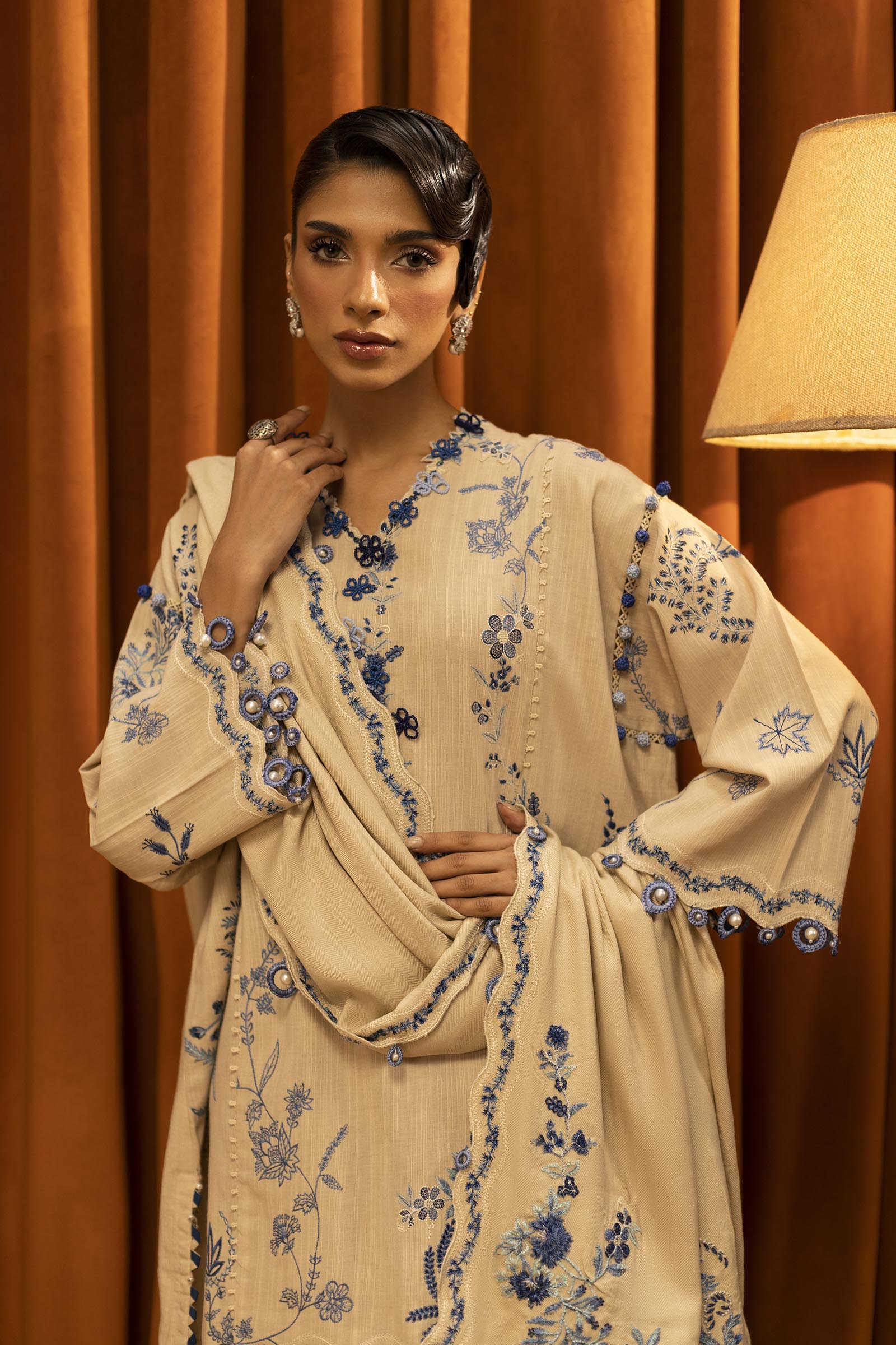 Unstitched Slub Muzlin 3 Piece Suit Secondary image