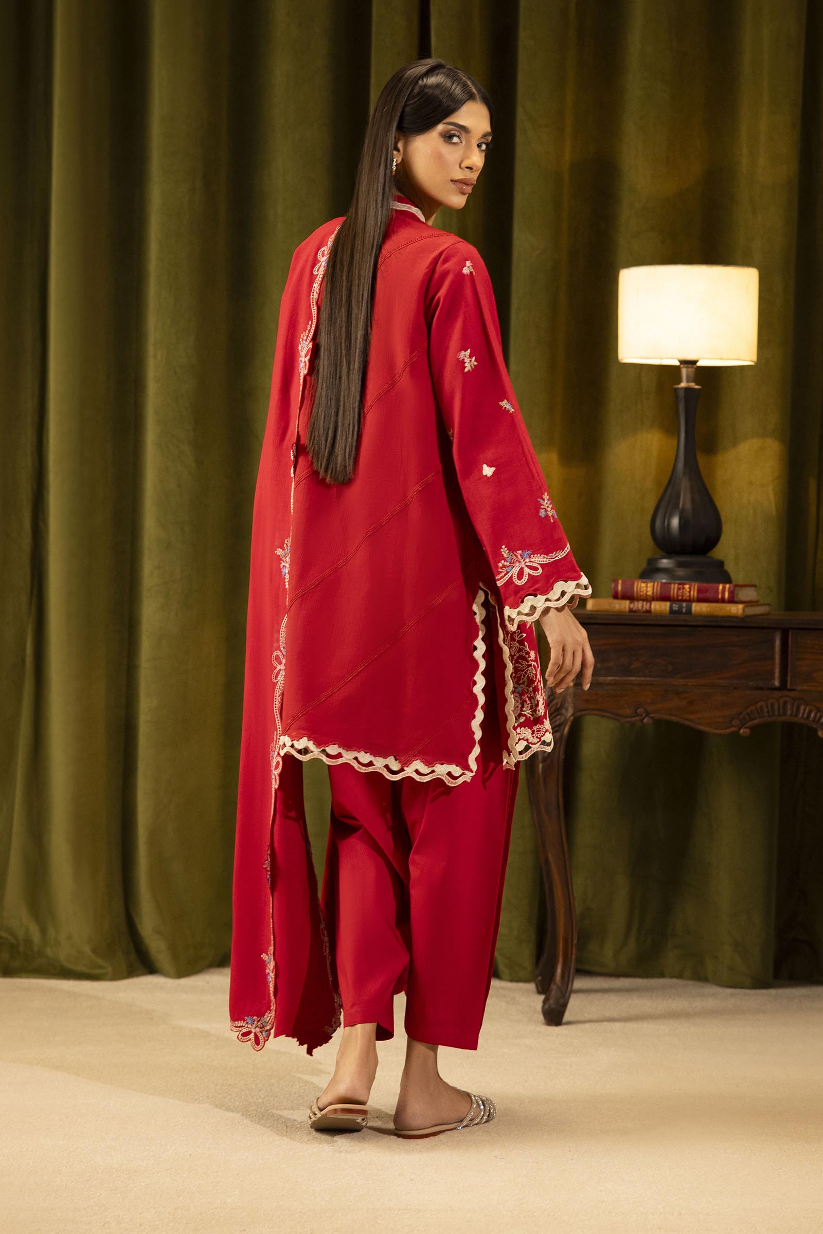 Unstitched Linen Muzlin 3 Piece Suit