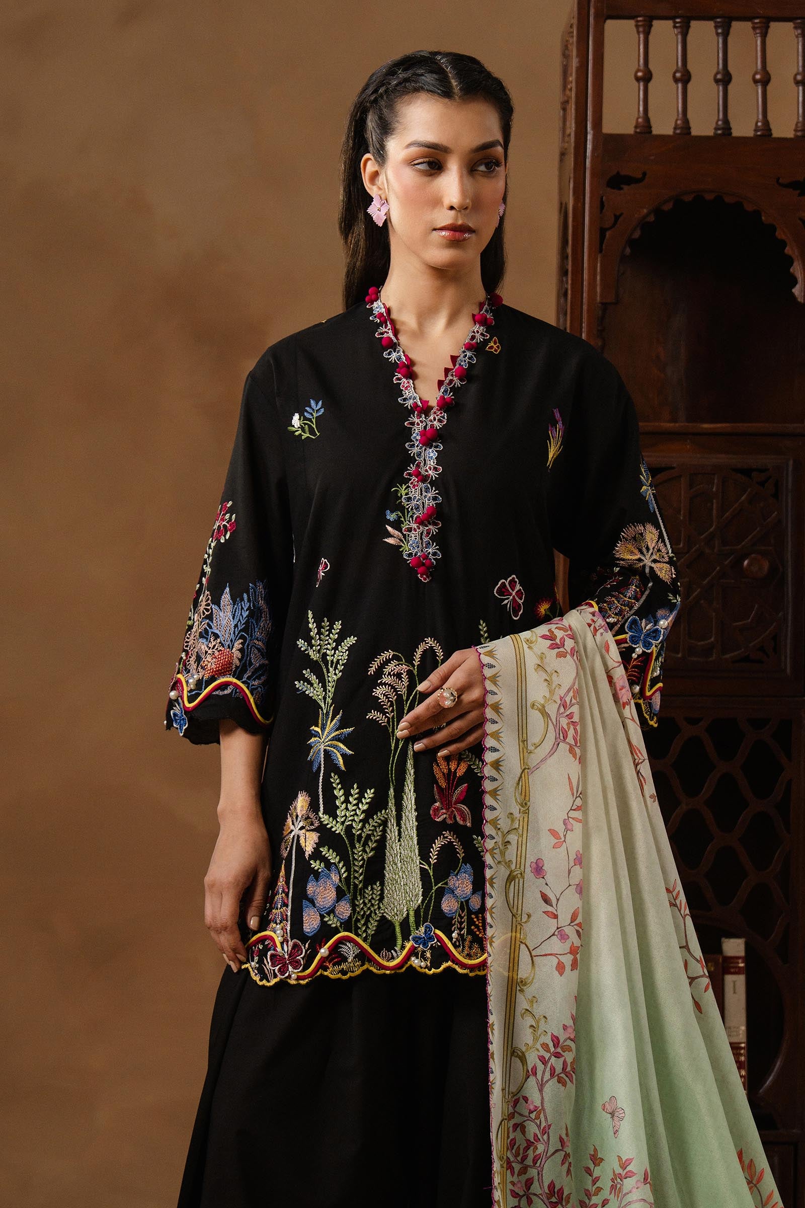 Unstitched Muzlin Lawn 3 Piece Suit