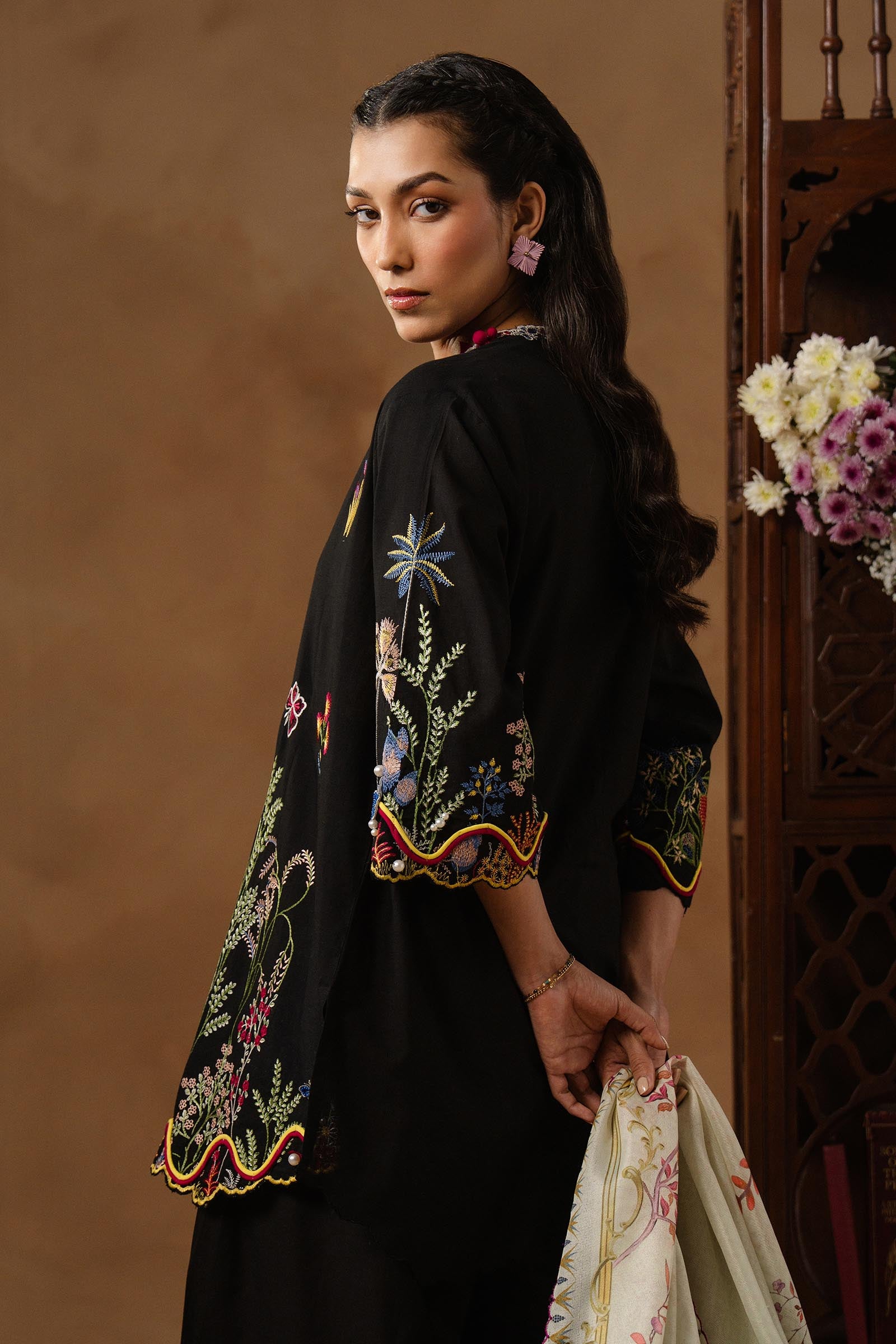 Unstitched Muzlin Lawn 3 Piece Suit