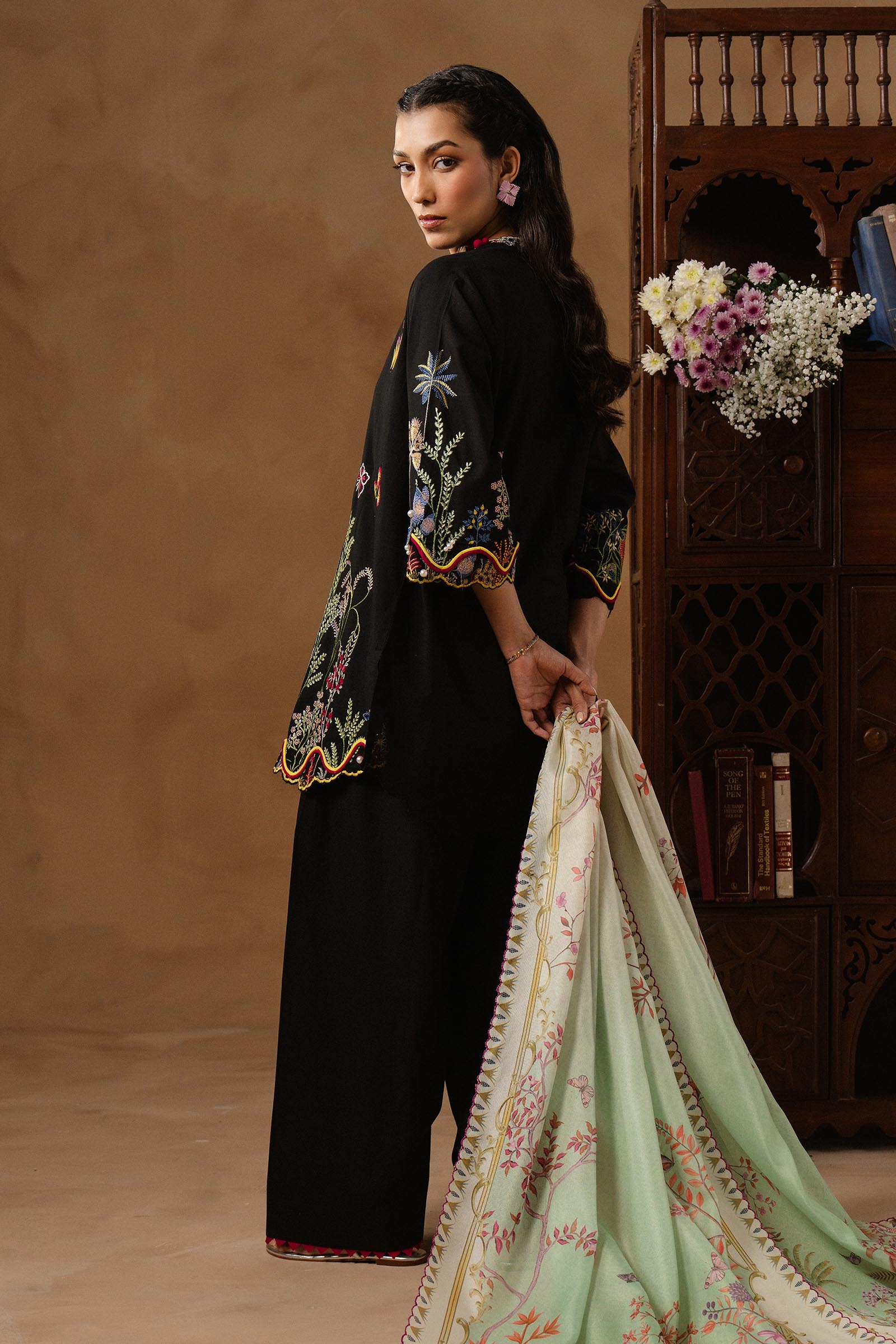 Unstitched Muzlin Lawn 3 Piece Suit