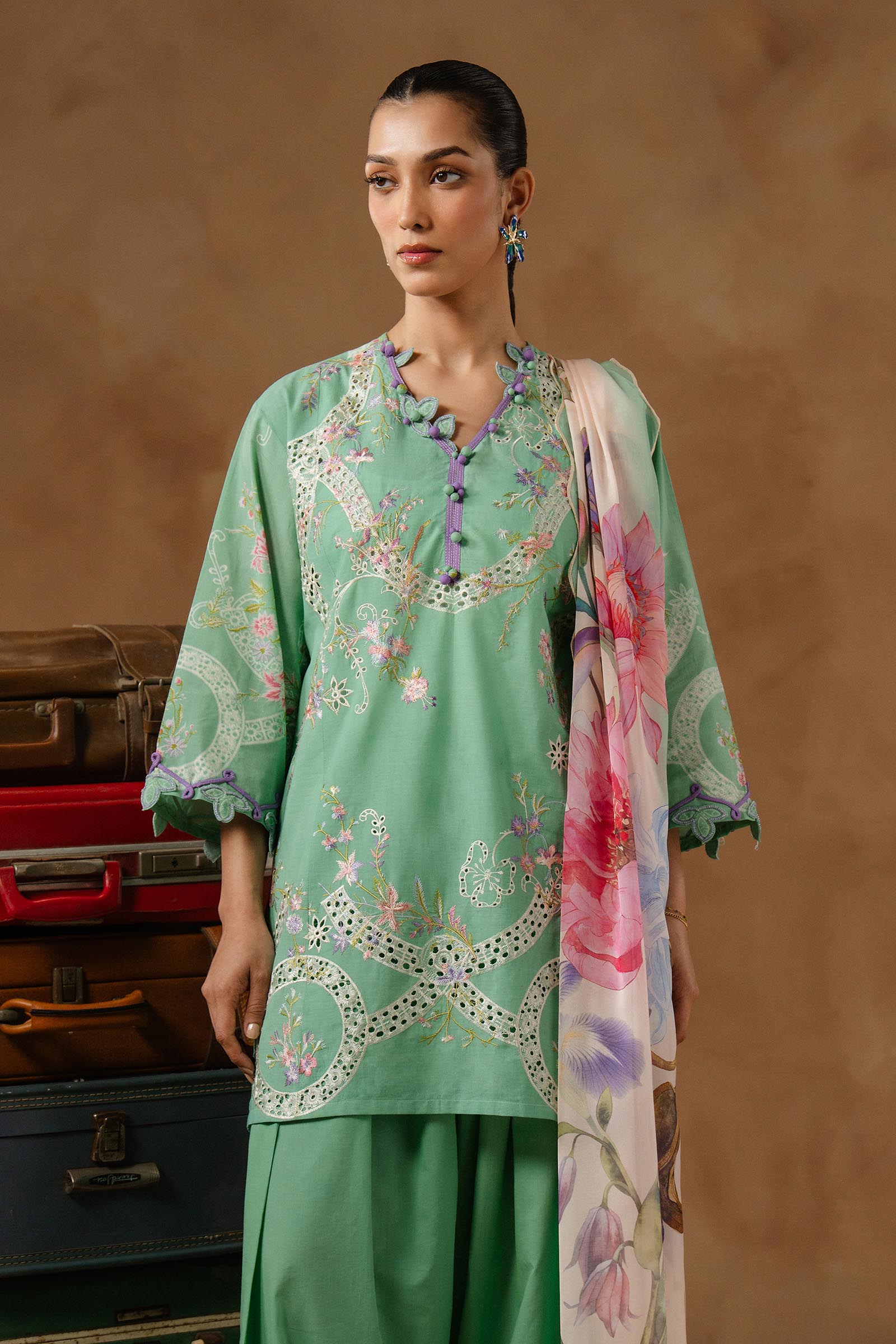 Unstitched Muzlin Lawn 3 Piece Suit Secondary image