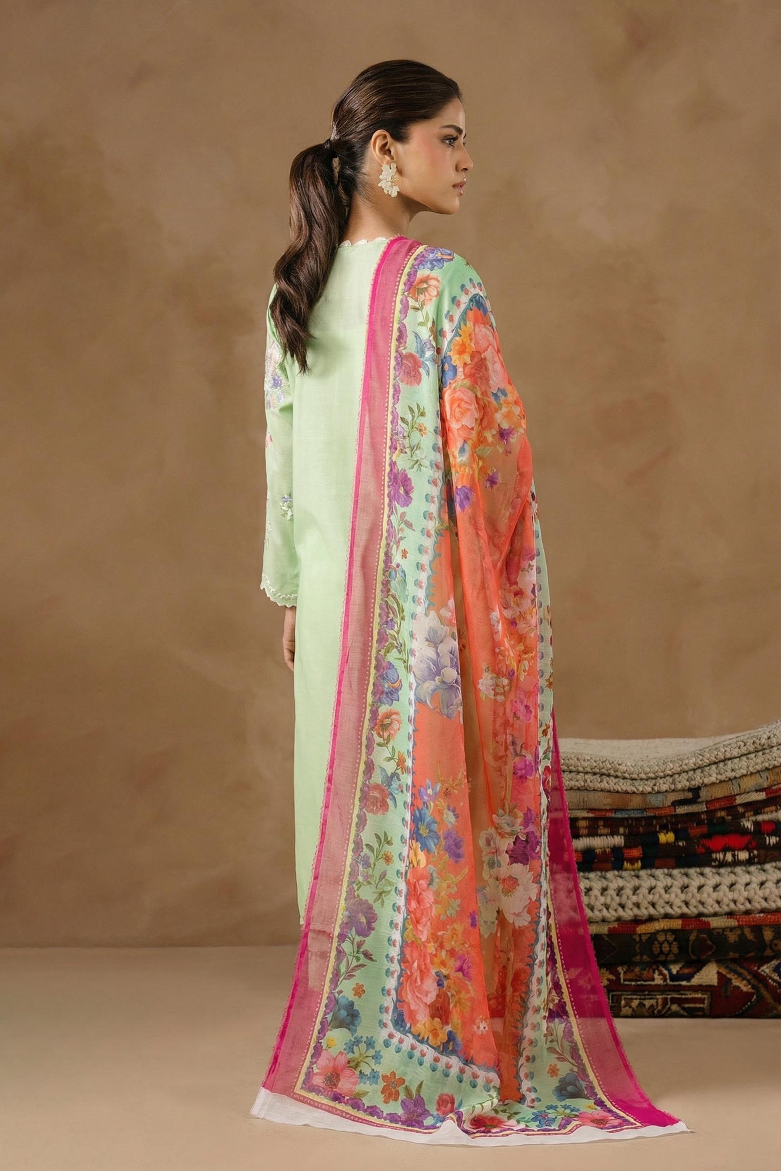 Unstitched Muzlin Lawn 3 Piece Suit