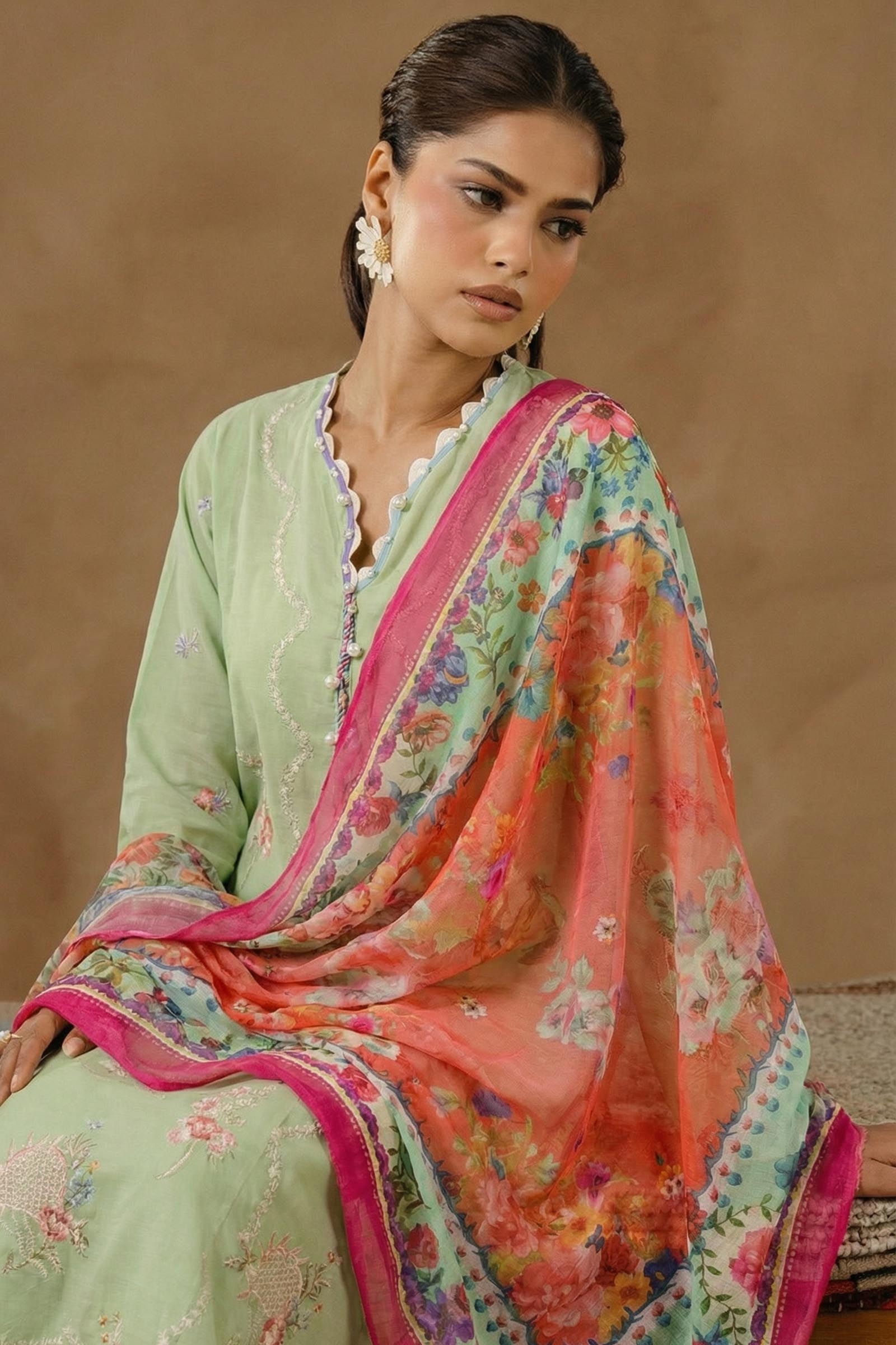Unstitched Muzlin Lawn 3 Piece Suit Secondary image
