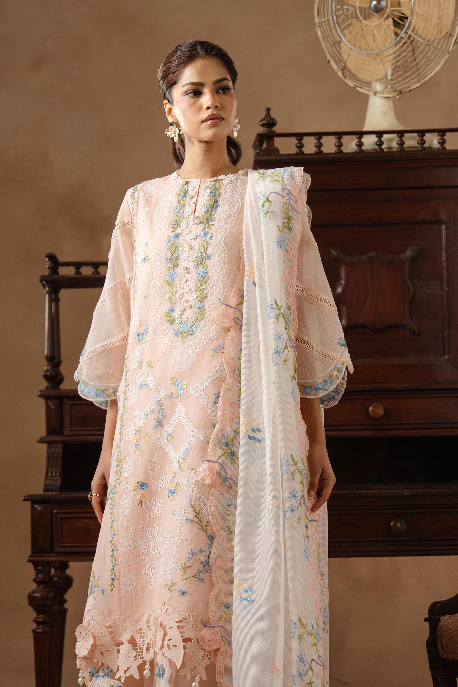Unstitched Muzlin Woven 3 Piece Suit Secondary image