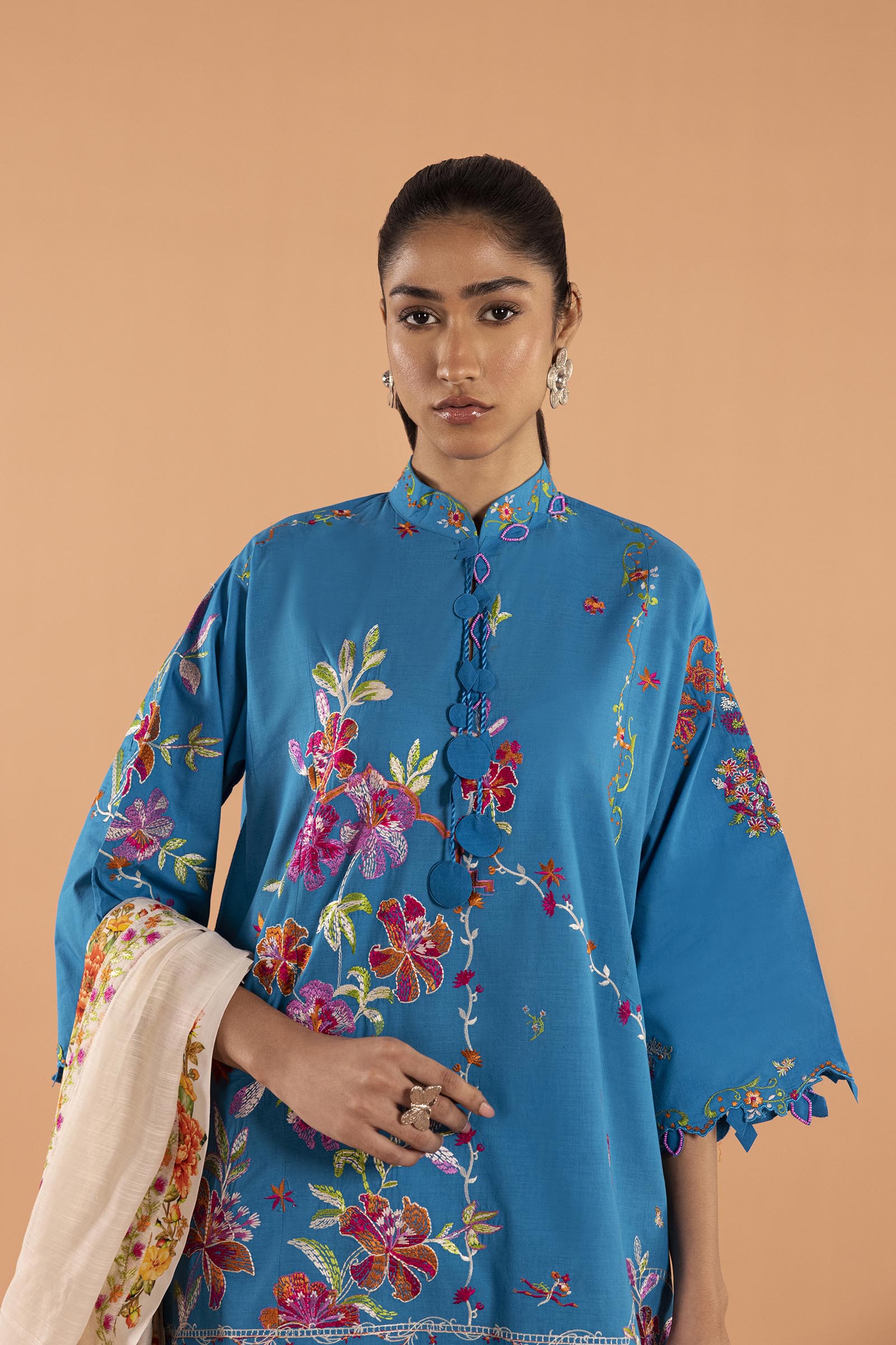Unstitched Muzlin Lawn 3 Piece Suit Secondary image