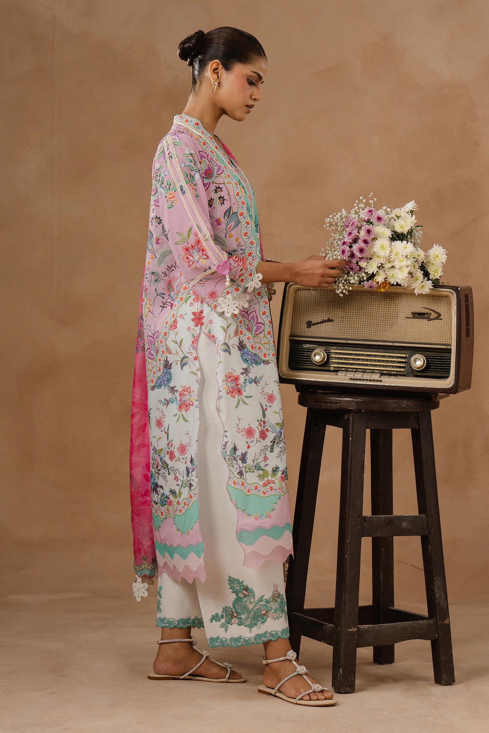 Unstitched Muzlin Lawn 3 Piece Suit