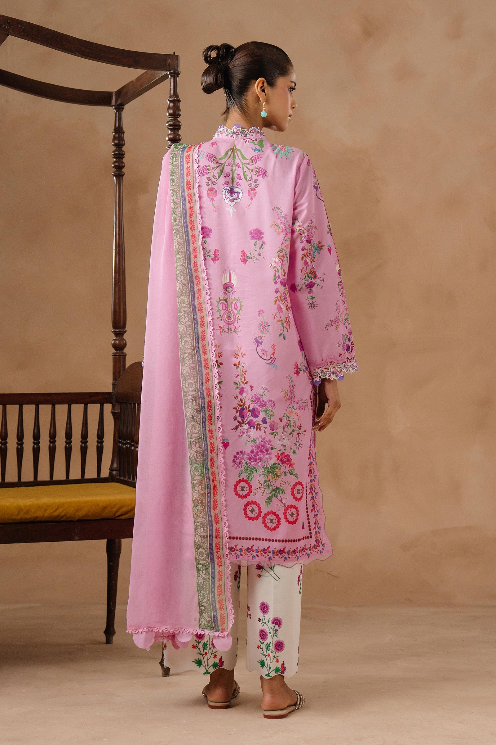 Unstitched Muzlin Lawn 3 Piece Suit