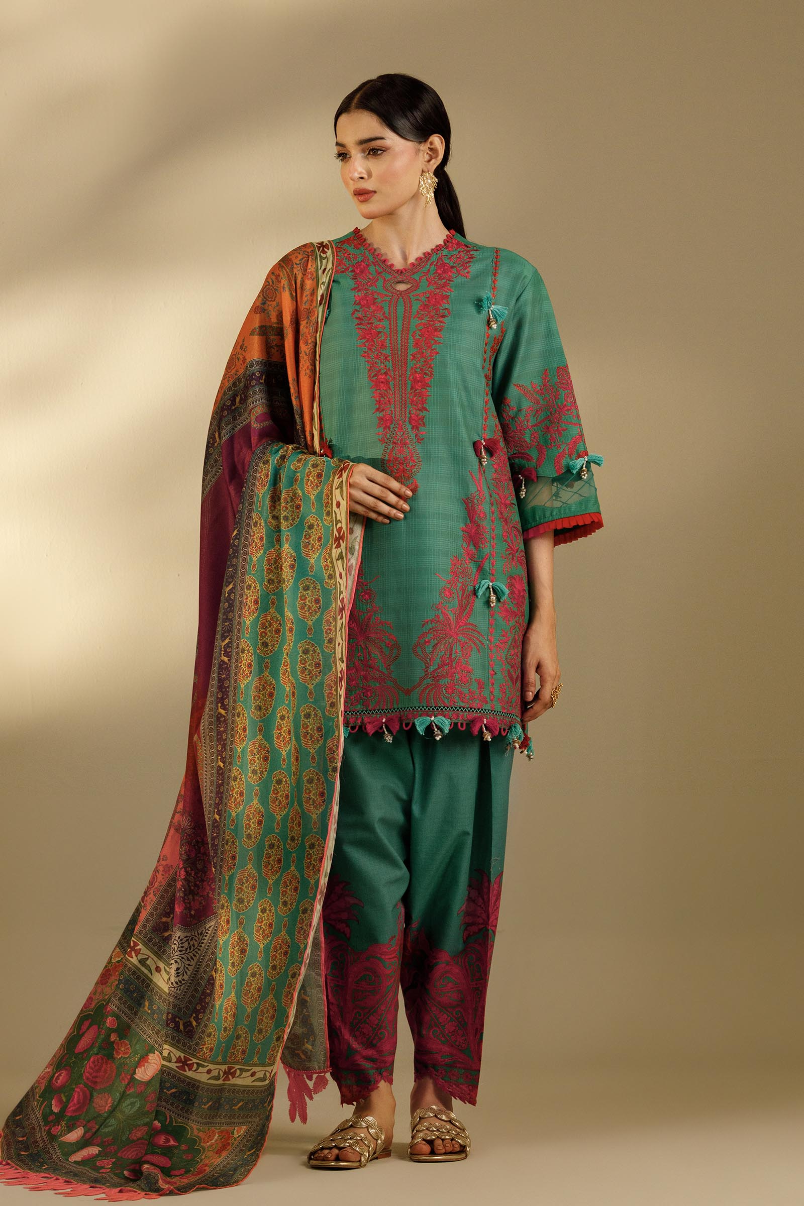 Unstitched Embroidered 3 Piece Muzlin Suit