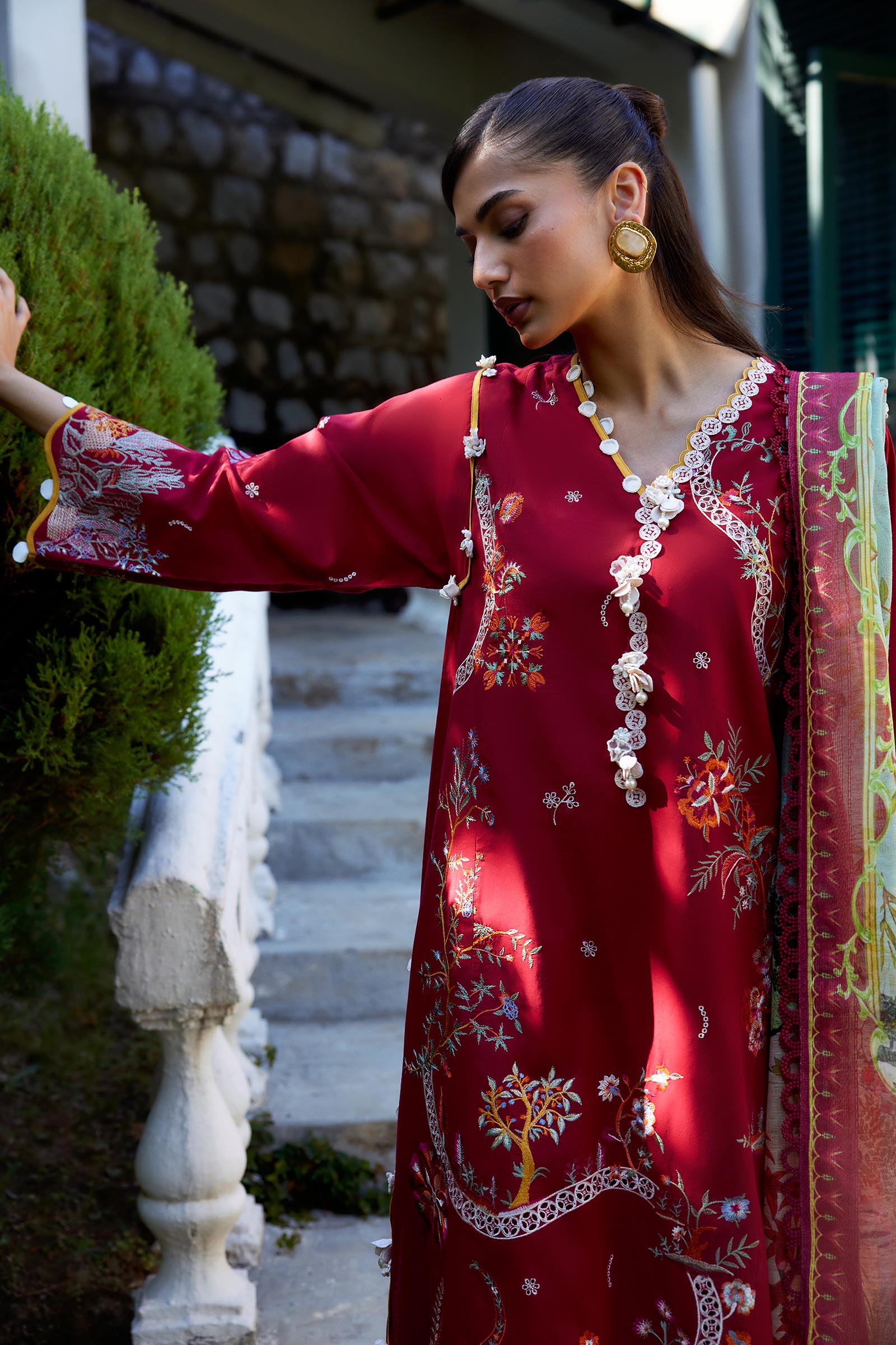 Unstitched Embroidered 3 Piece Muzlin Suit