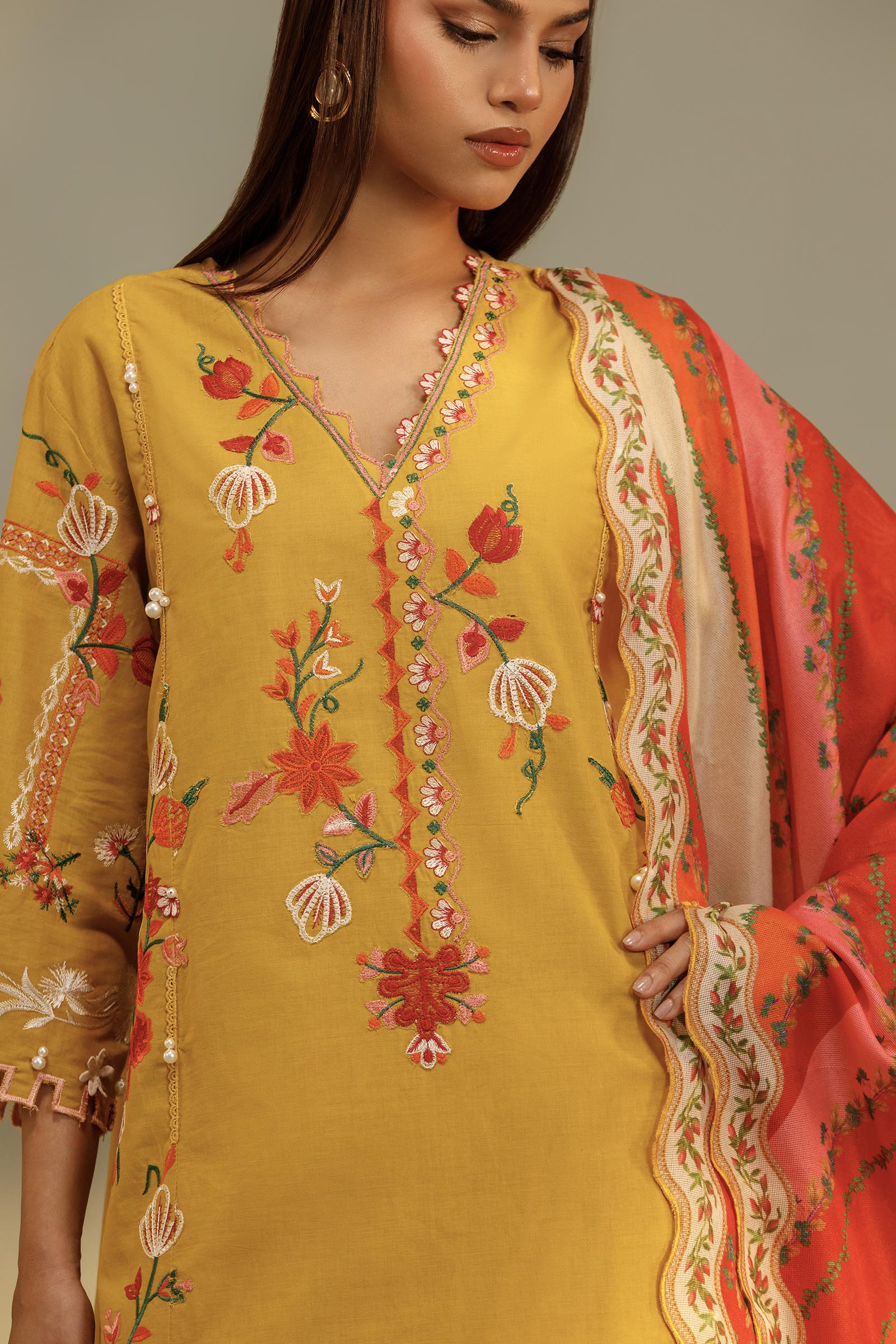 Unstitched Embroidered 3 Piece Muzlin Suit