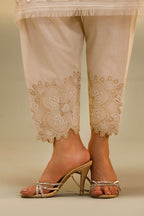 Unstitched Embroidered 3 Piece Muzlin Suit
