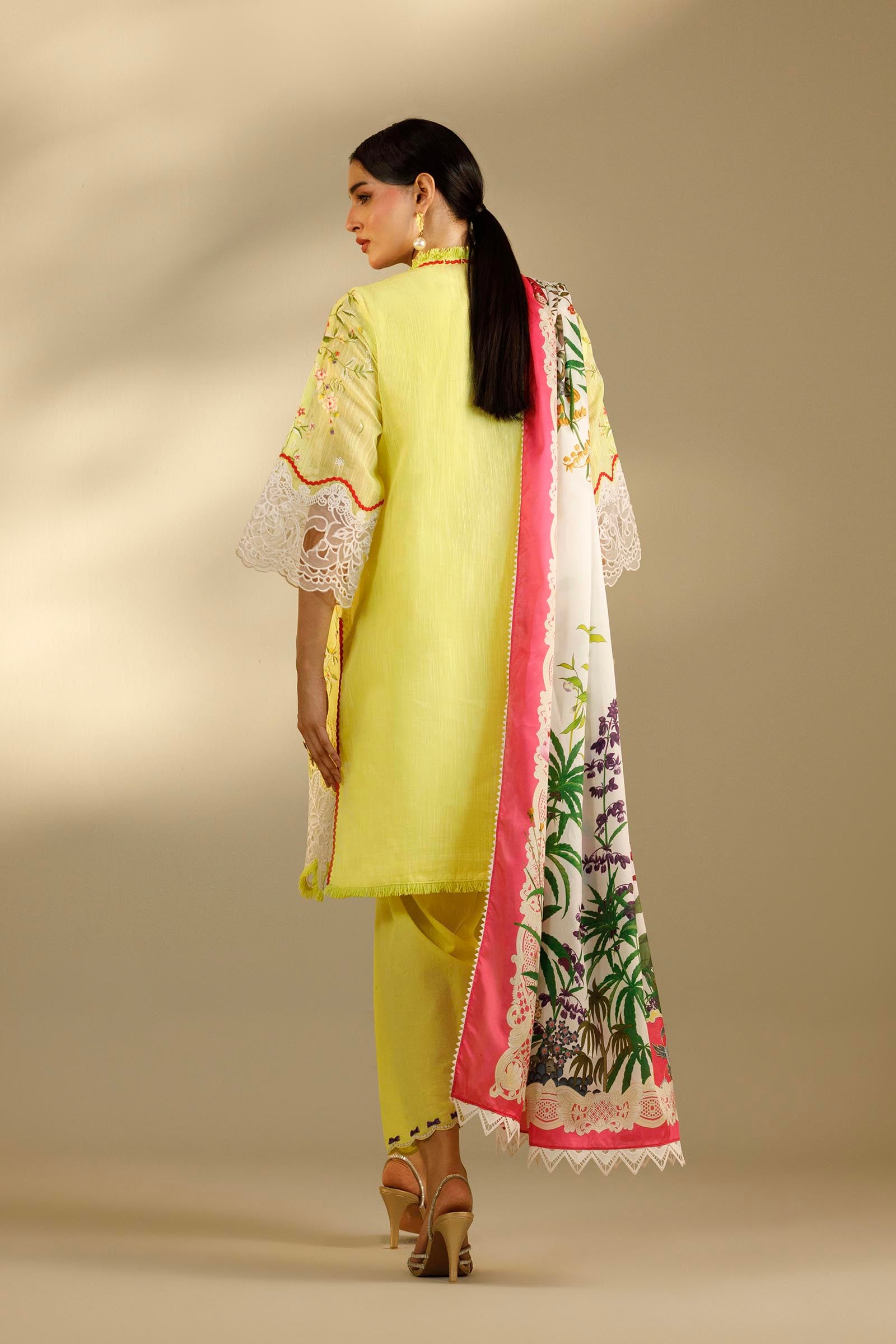 Unstitched Embroidered 3 Piece Muzlin Suit