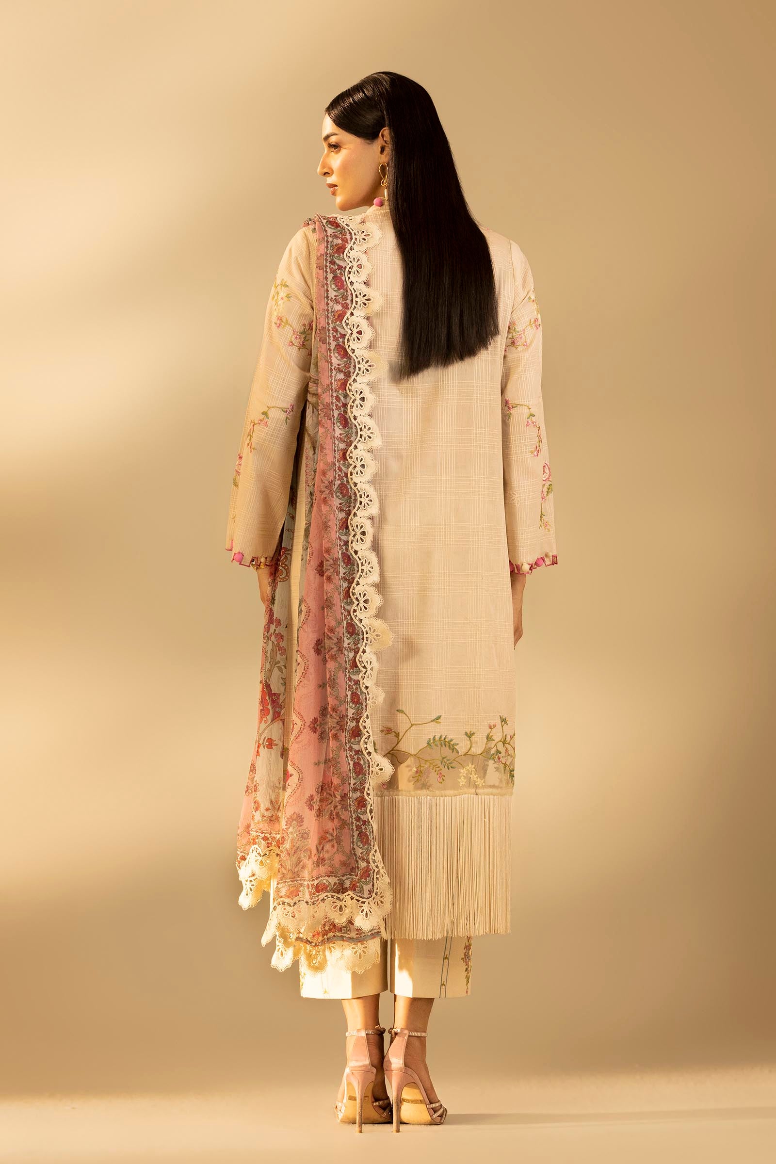 Unstitched Embroidered 3 Piece Muzlin Suit Secondary image