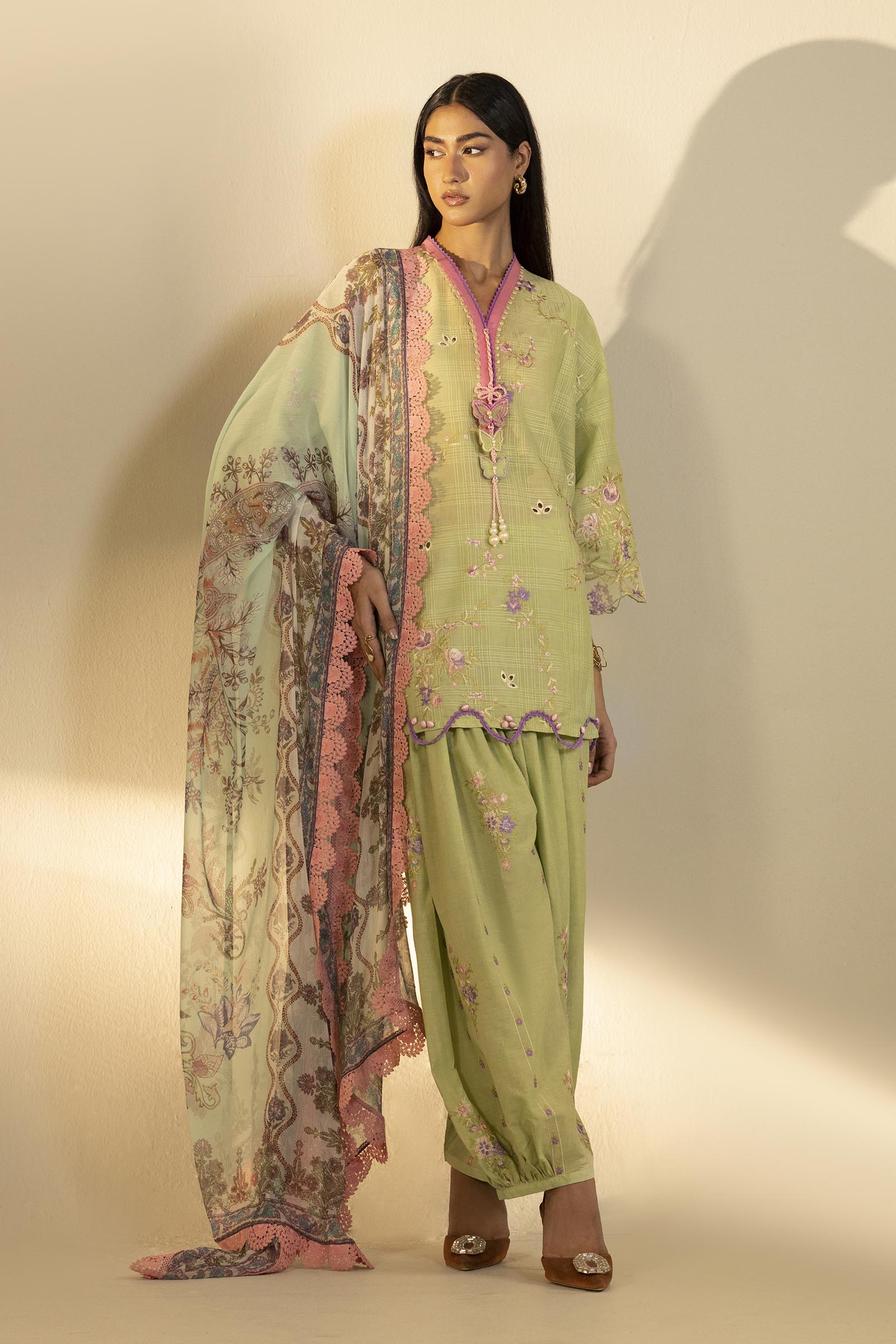 Unstitched Embroidered 3 Piece Muzlin Suit Main image