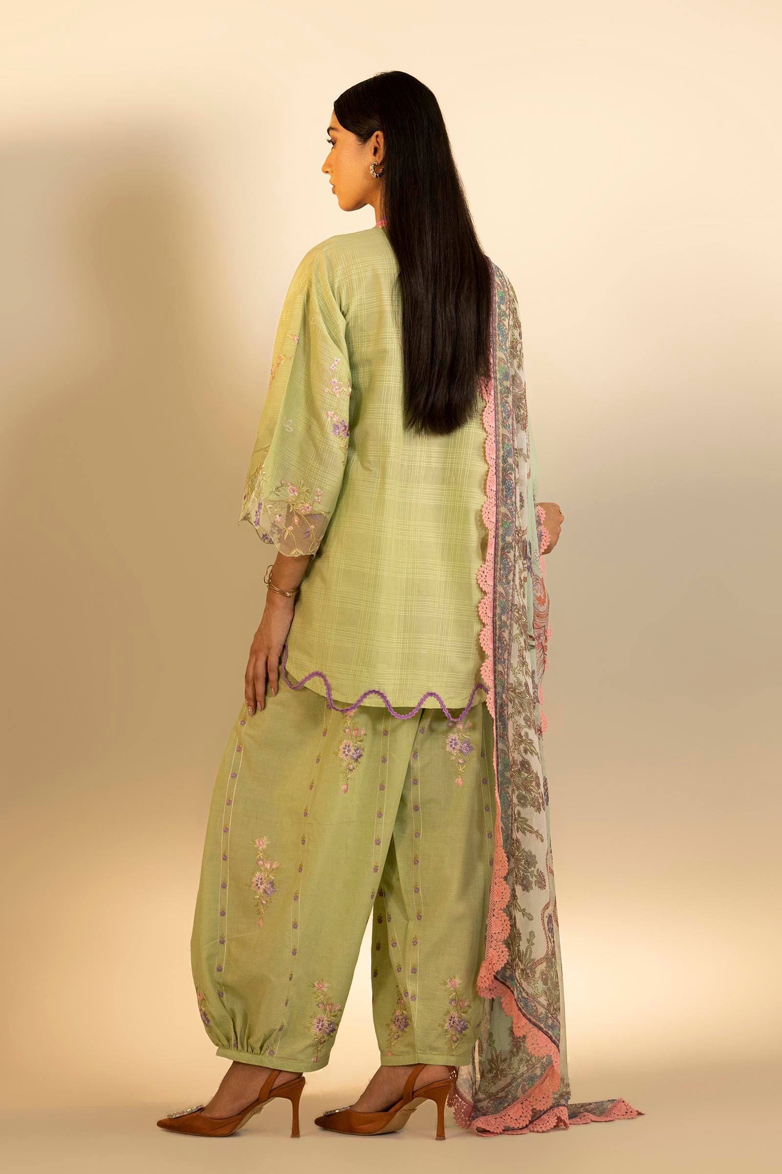 Unstitched Embroidered 3 Piece Muzlin Suit