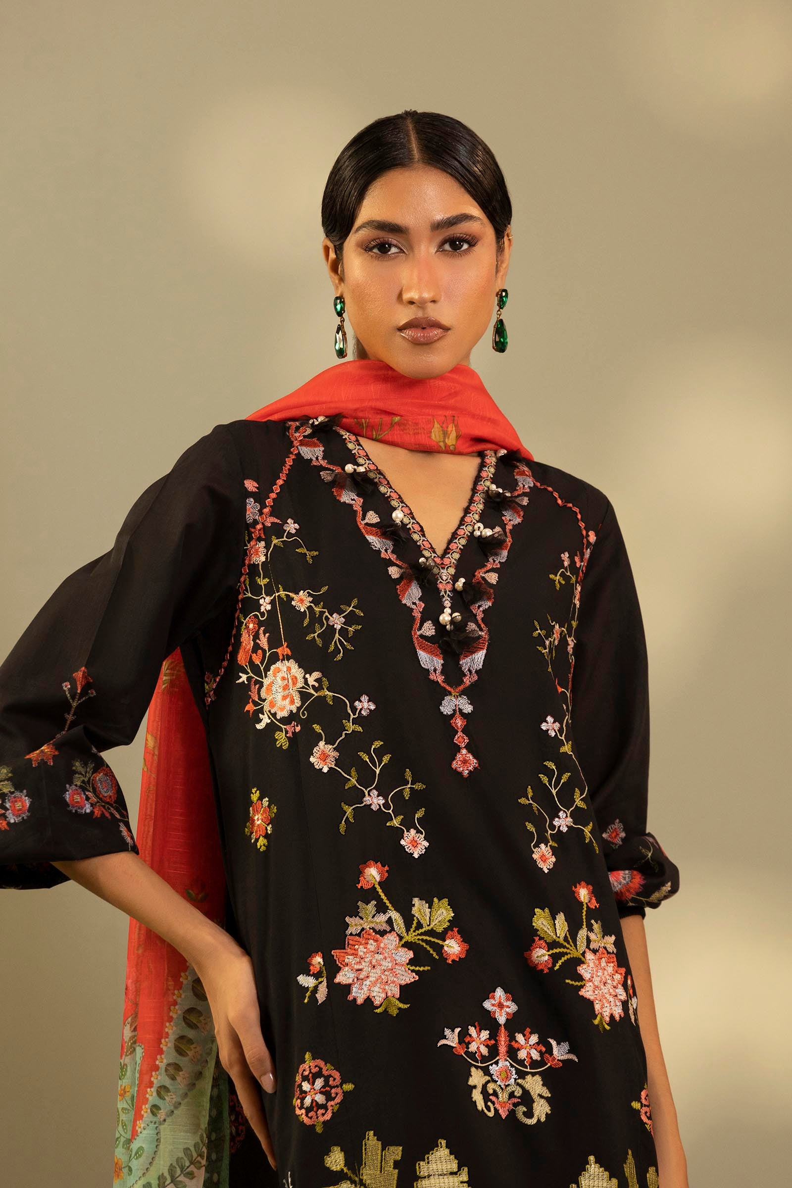 Unstitched Embroidered 3 Piece Muzlin Suit Secondary image