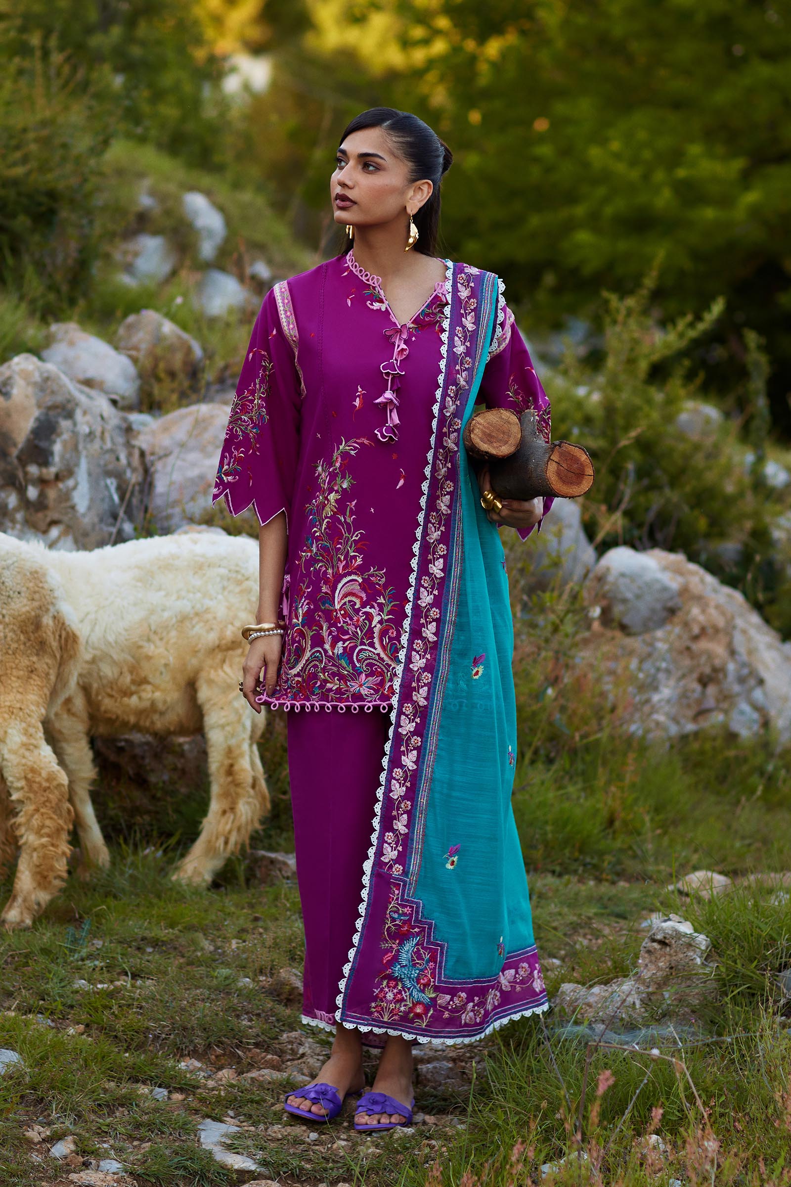 Unstitched Embroidered 3 Piece Muzlin Suit Main image