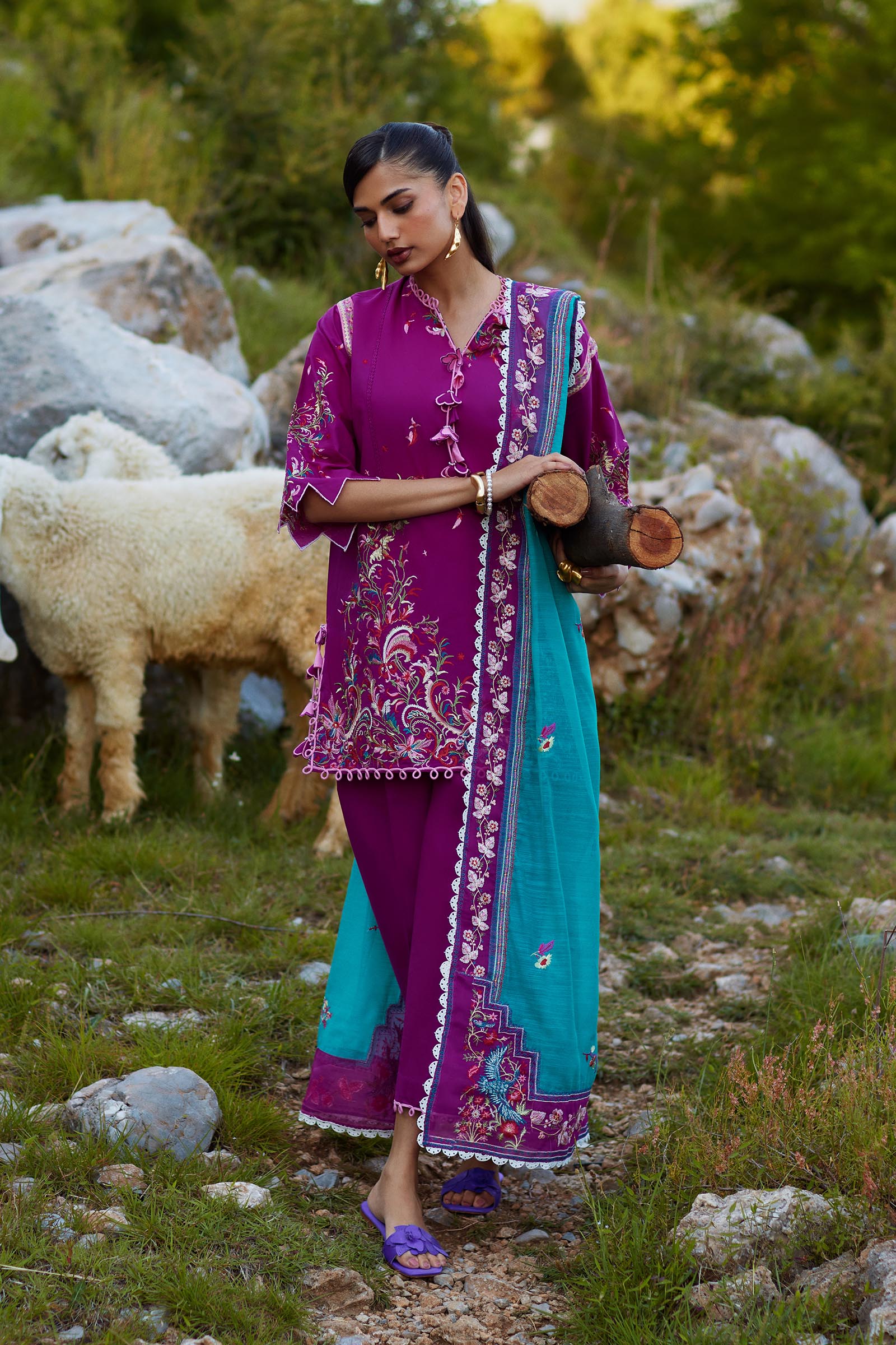 Unstitched Embroidered 3 Piece Muzlin Suit Main image