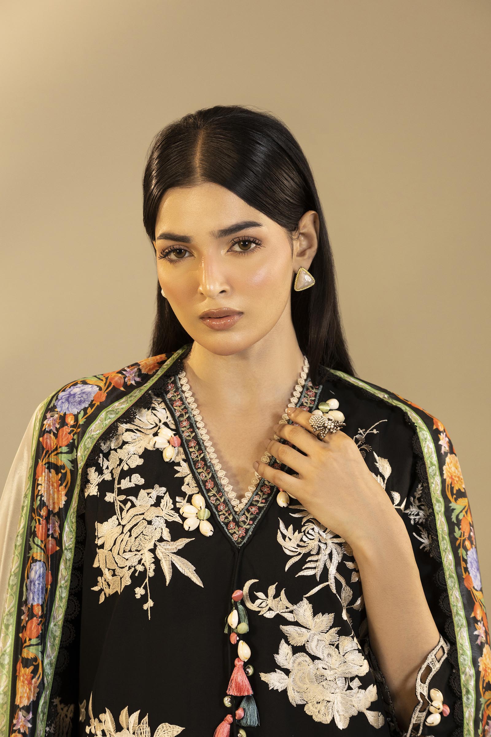 Unstitched Embroidered 3 Piece Muzlin Suit Secondary image