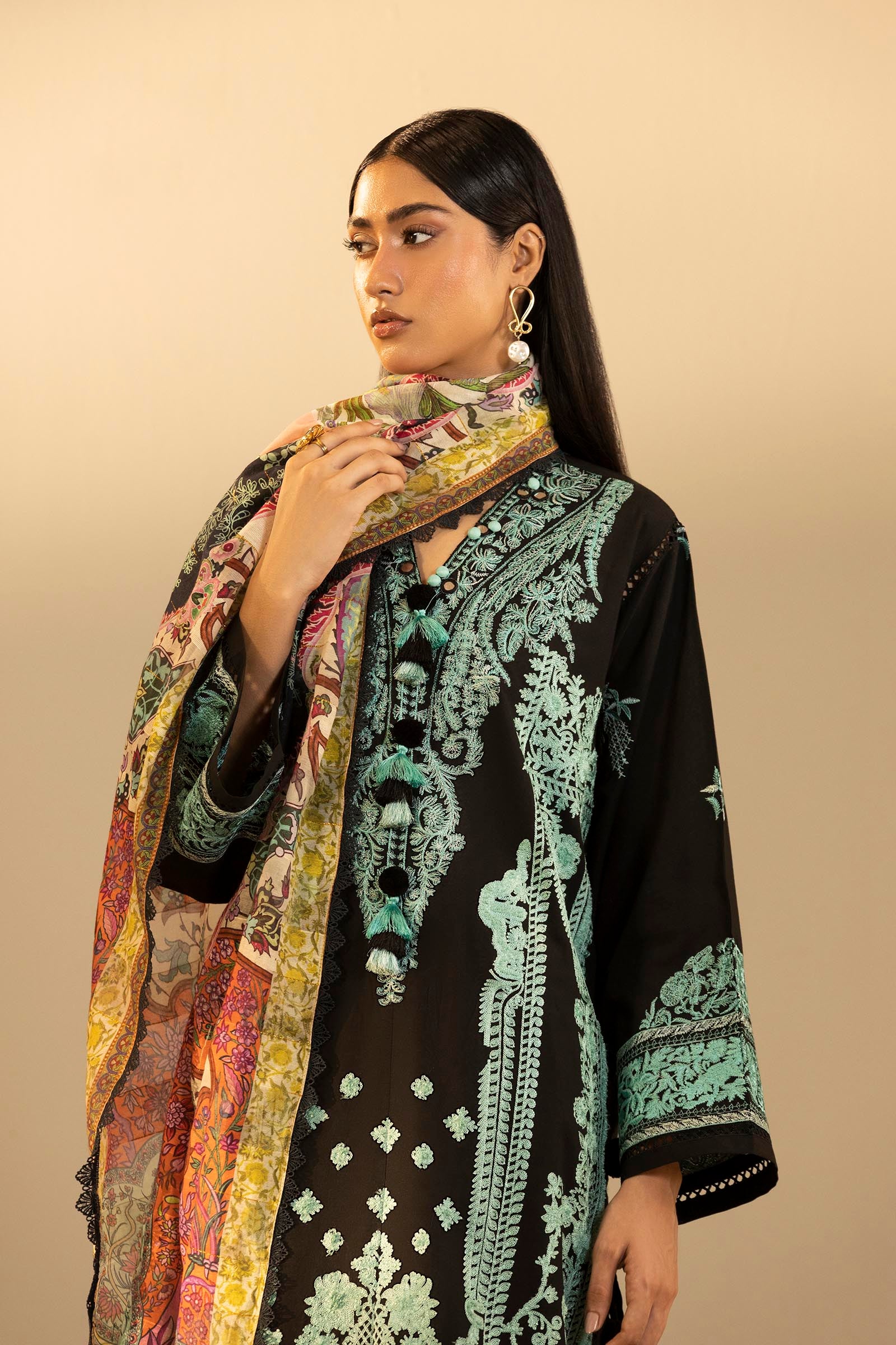 Unstitched Embroidered 3 Piece Muzlin Suit Secondary image