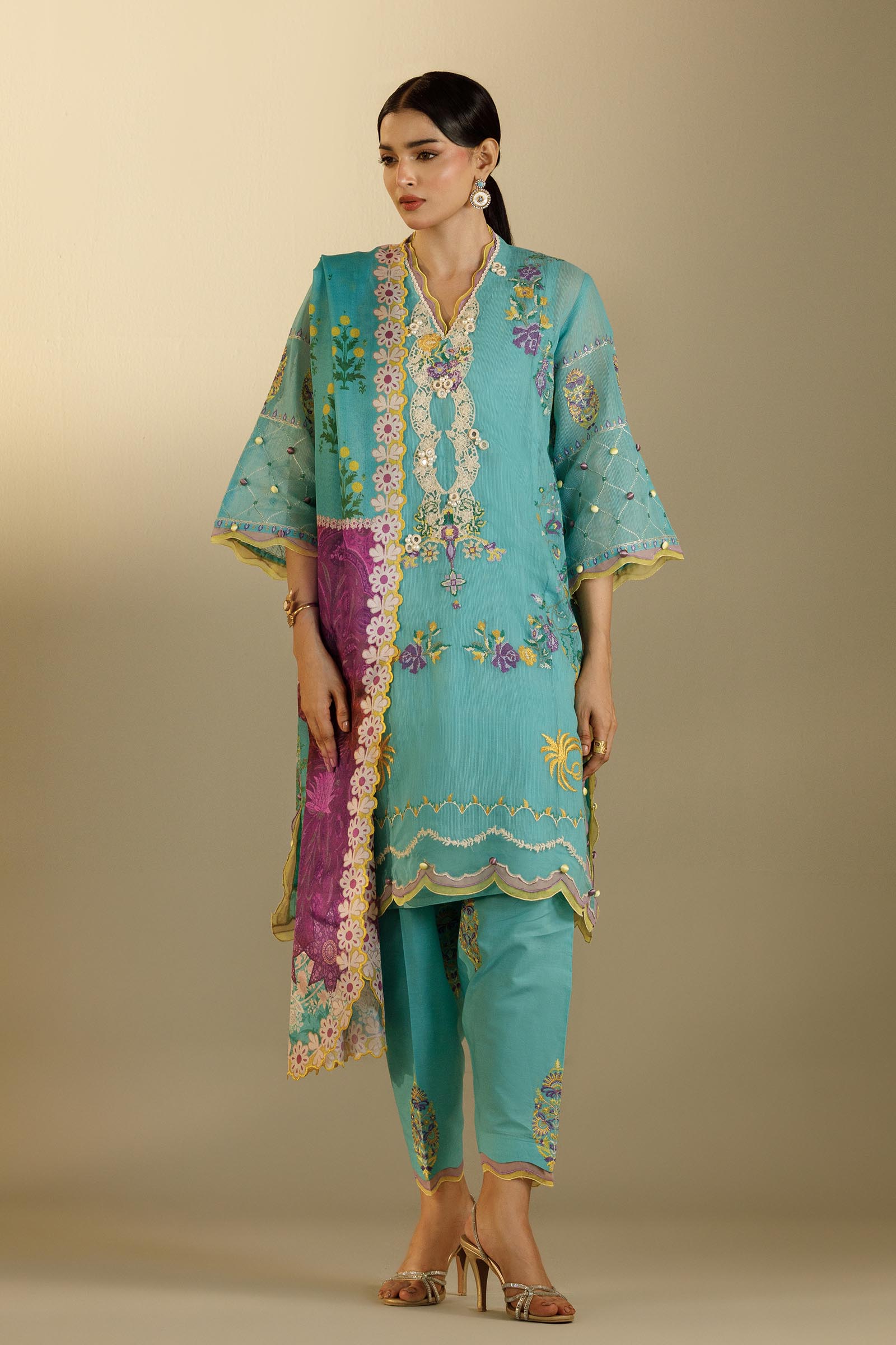 Unstitched Embroidered 3 Piece Muzlin Suit Main image