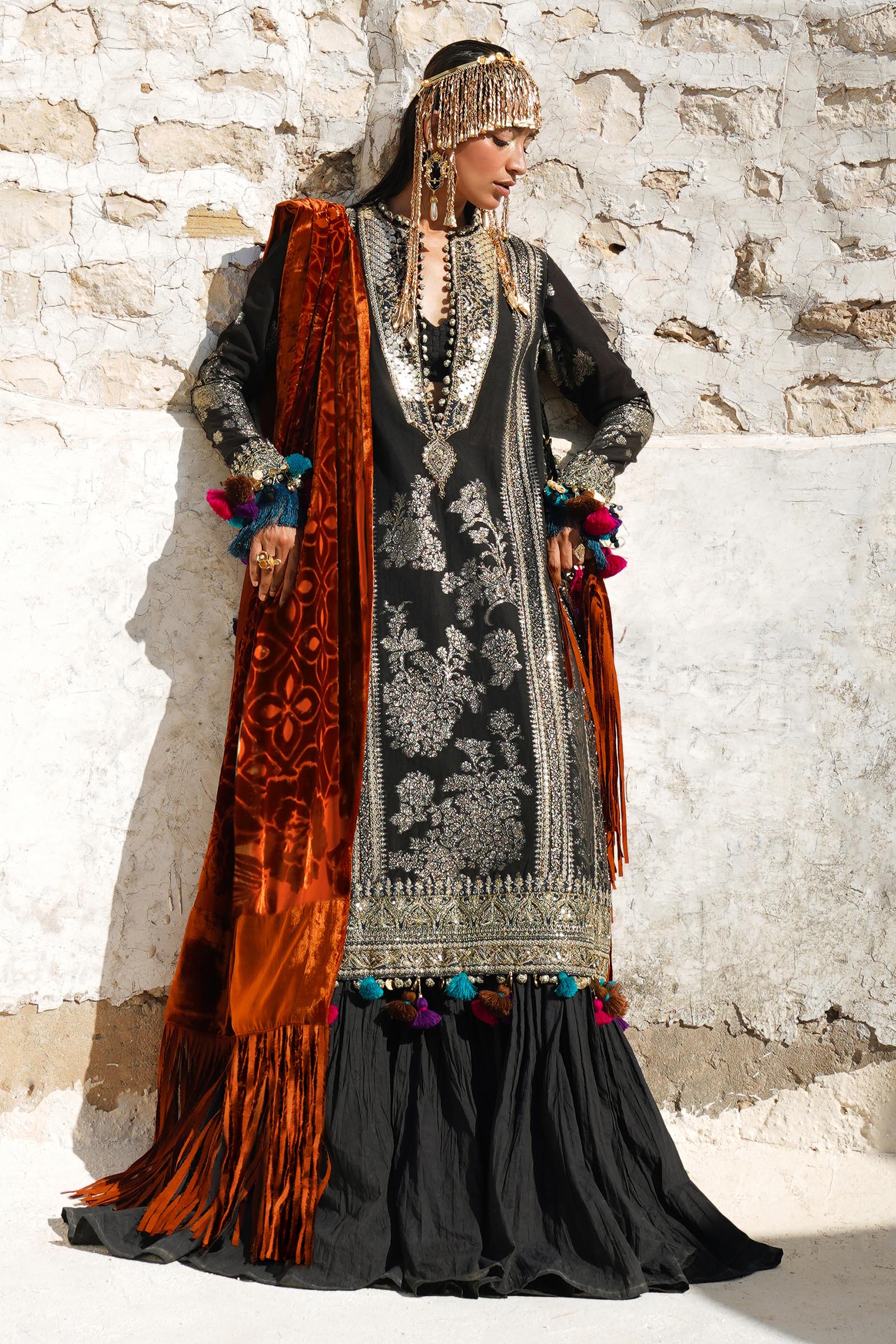 Unstitched Winter Luxury Embroidered Jacquard Suit Main image