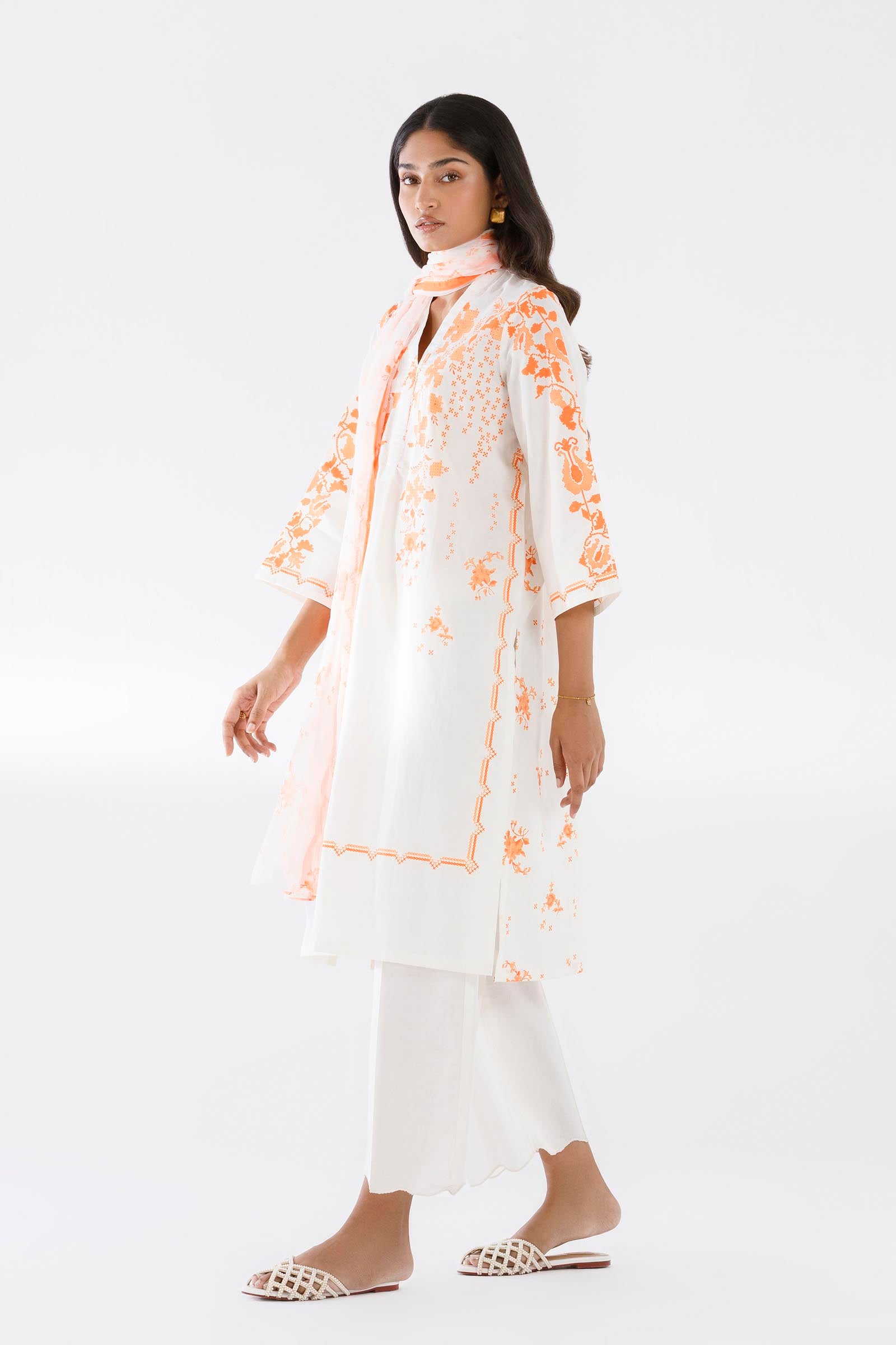 Stitched Printed Lawn Suit Secondary image