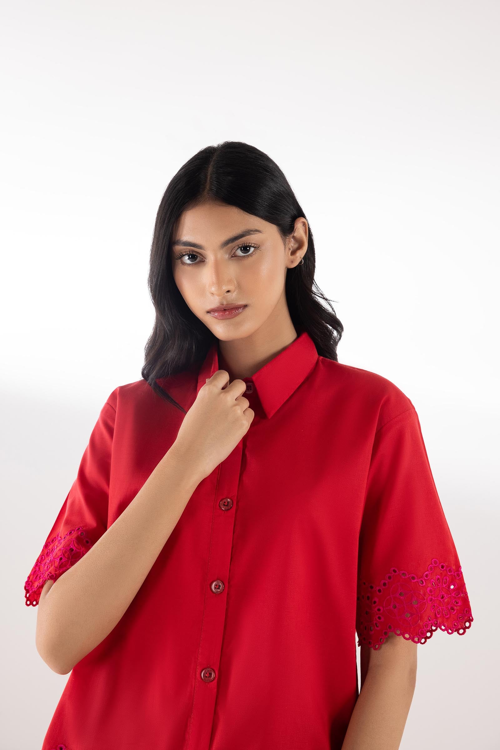 Embroidered Slub Shirt Secondary image
