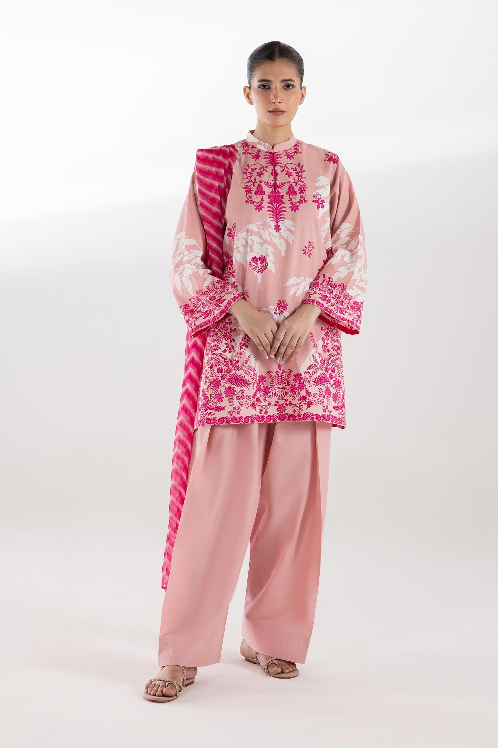 Stitched Printed Lawn Suit Main image