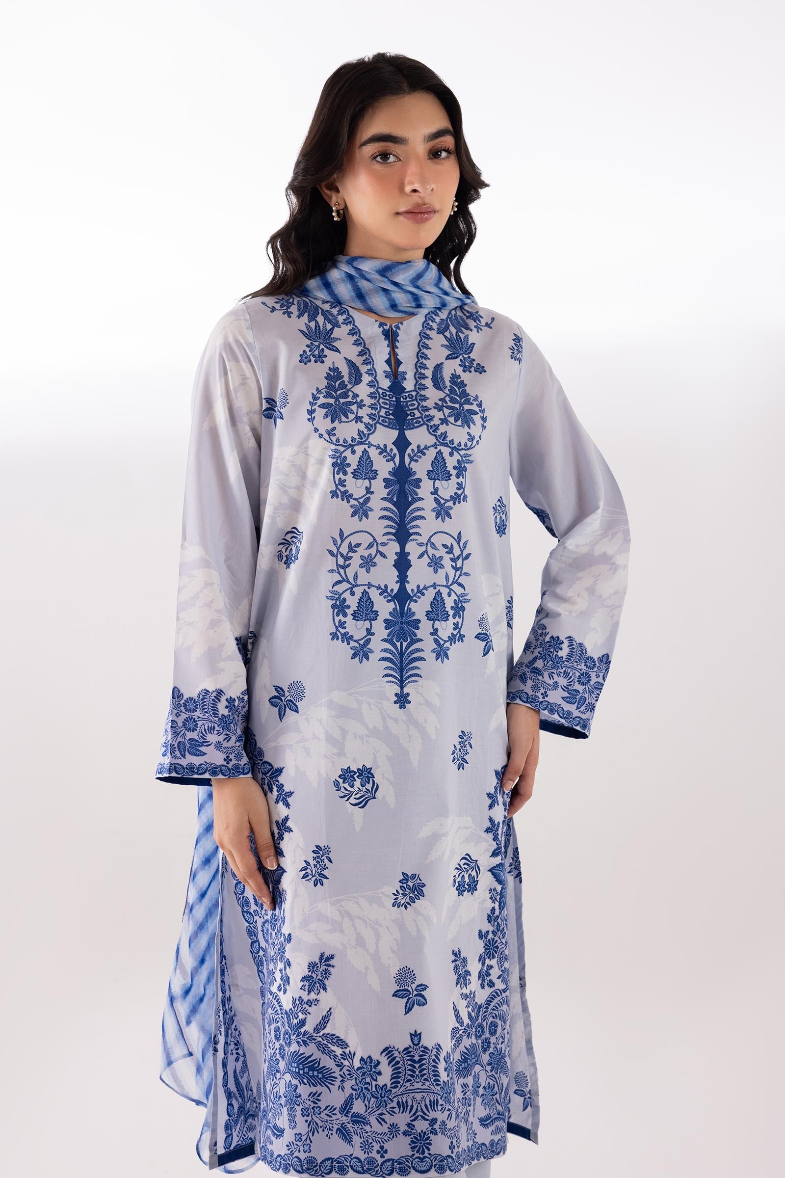 Stitched Printed Lawn Suit Secondary image