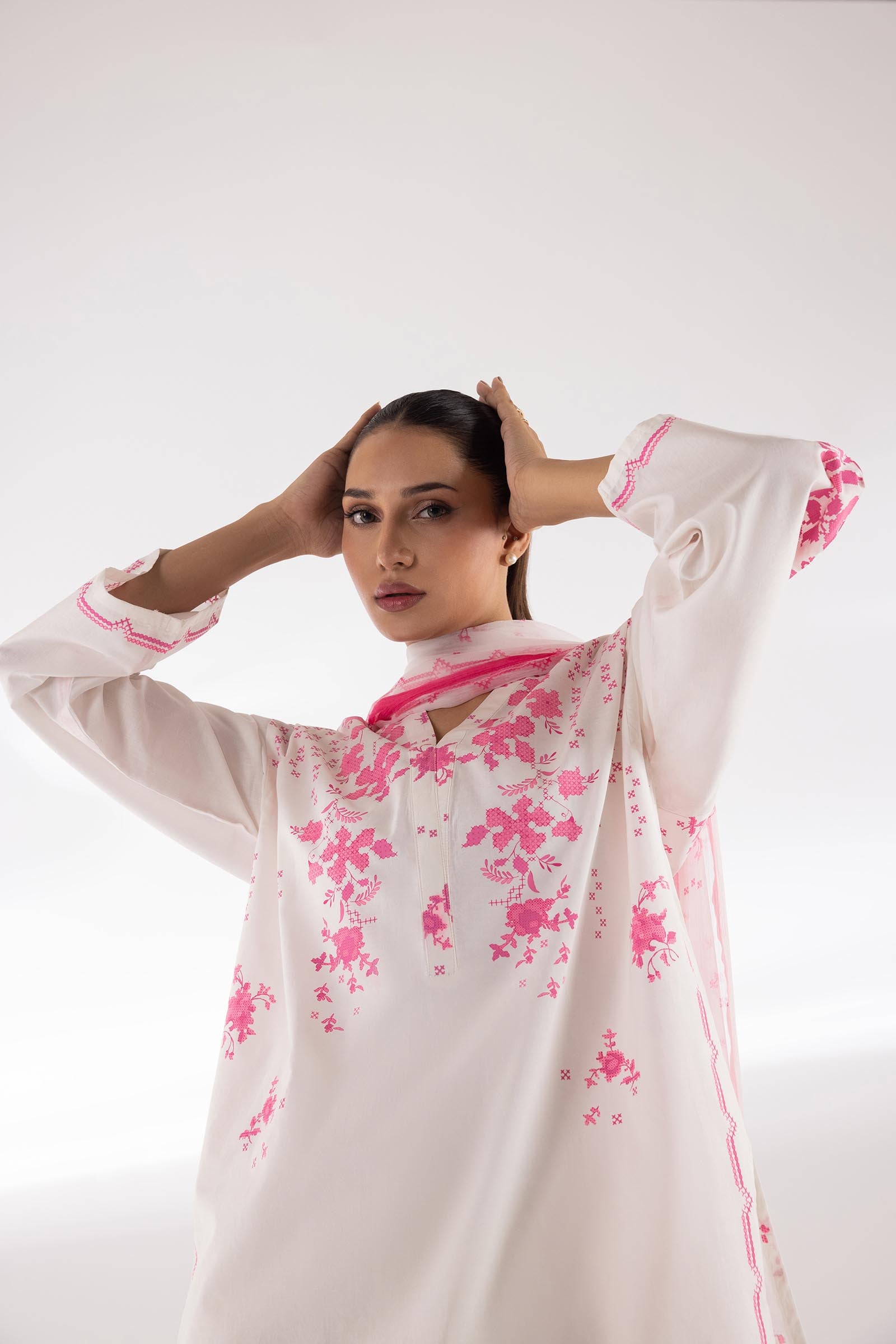 Stitched Printed Lawn Suit Secondary image