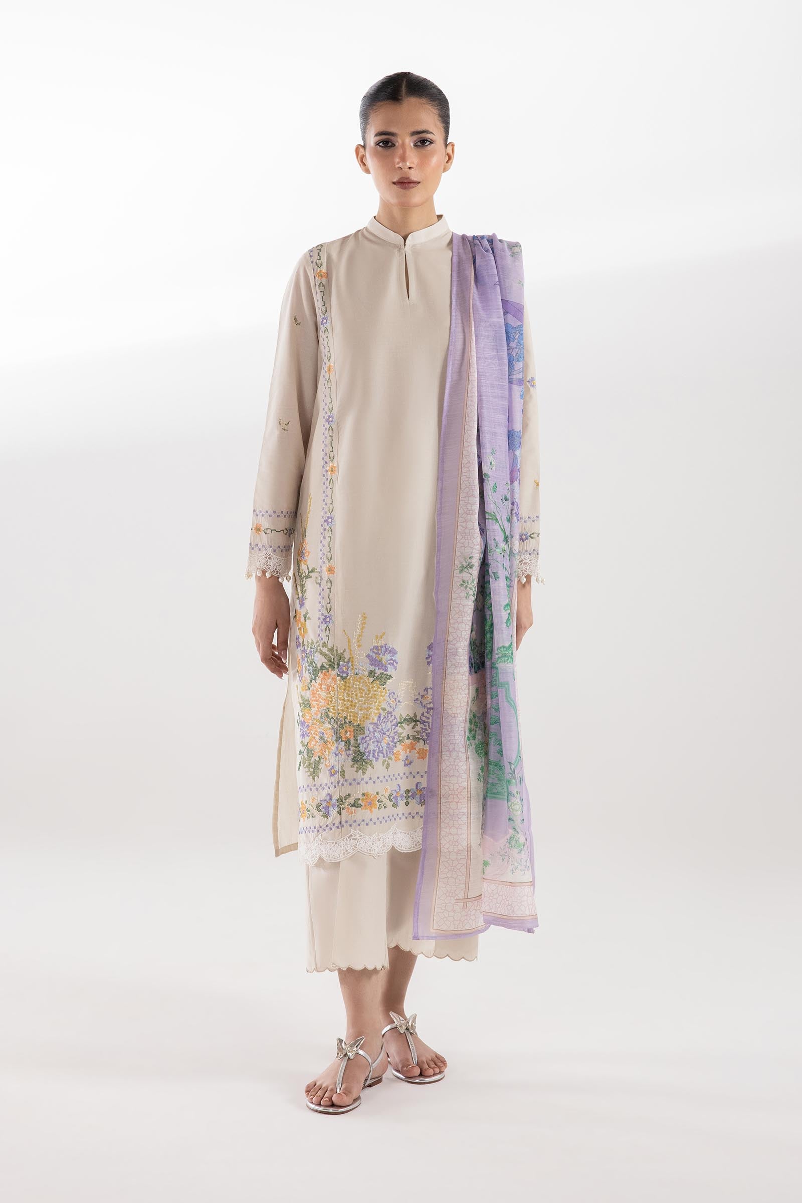Stitched Muzlin Lawn Suit Main image